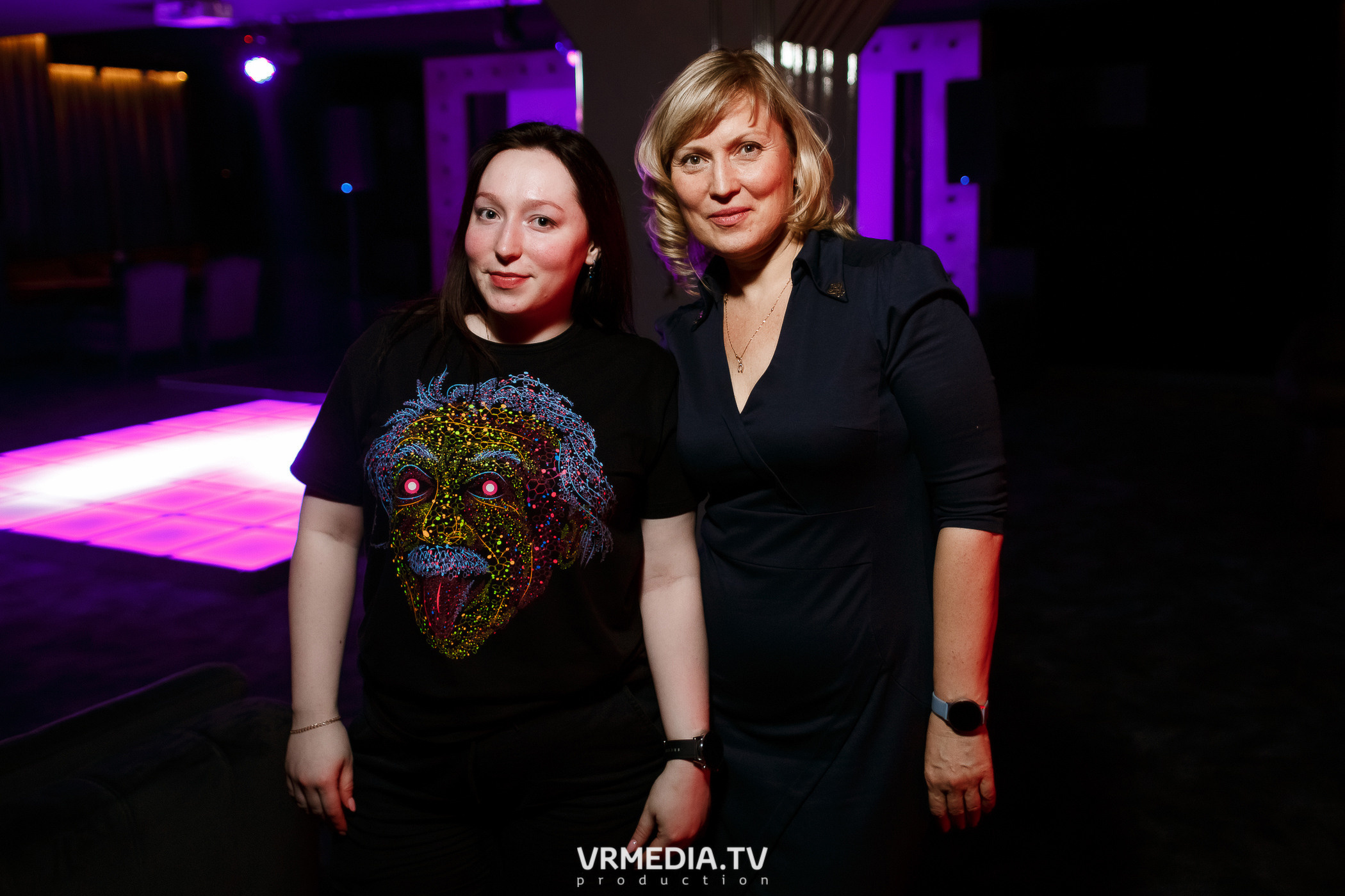 Колесо фортуны в караоке-баре «Volna»