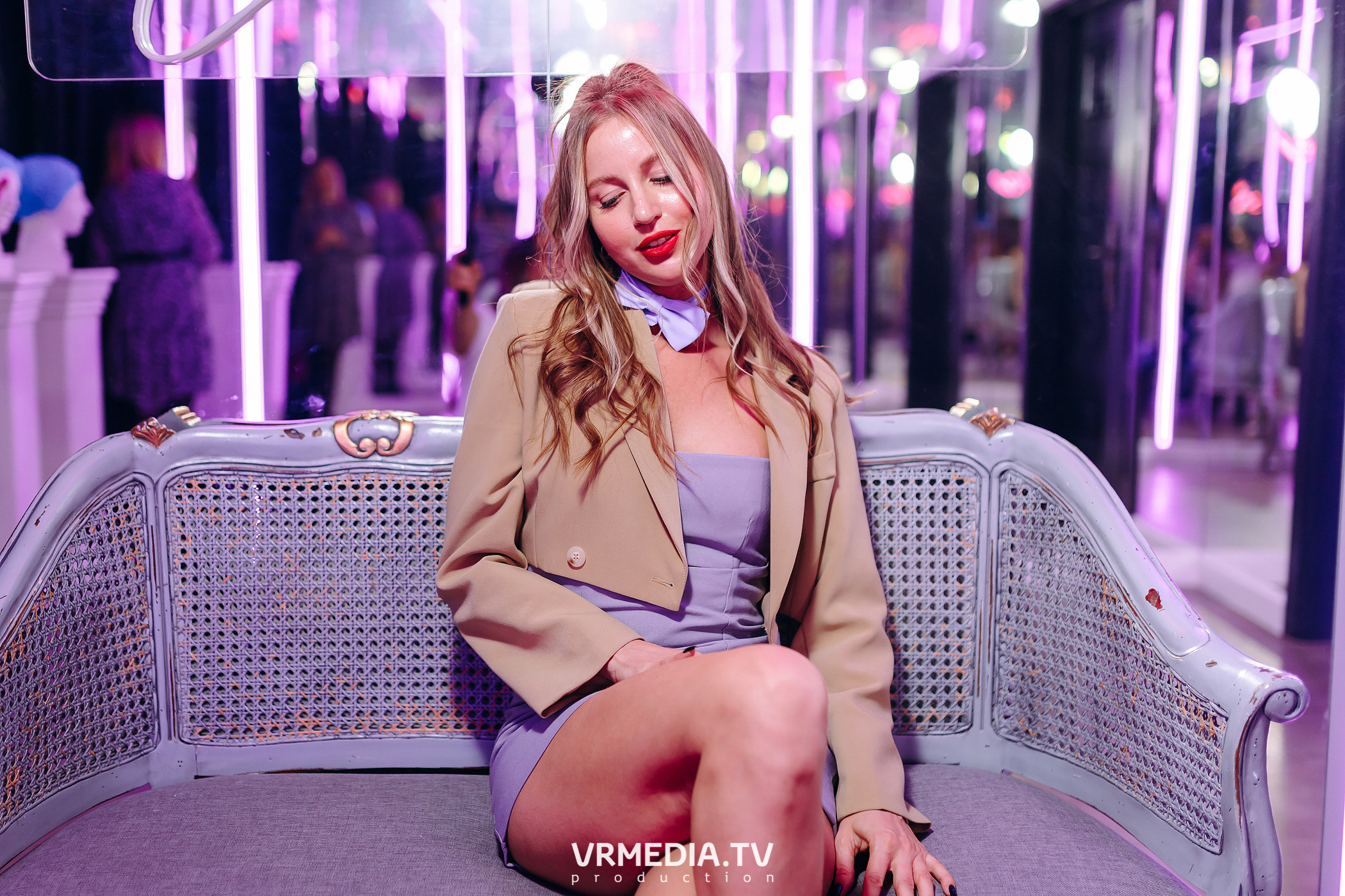 Колесо Фортуны в караоке-баре «Volna»