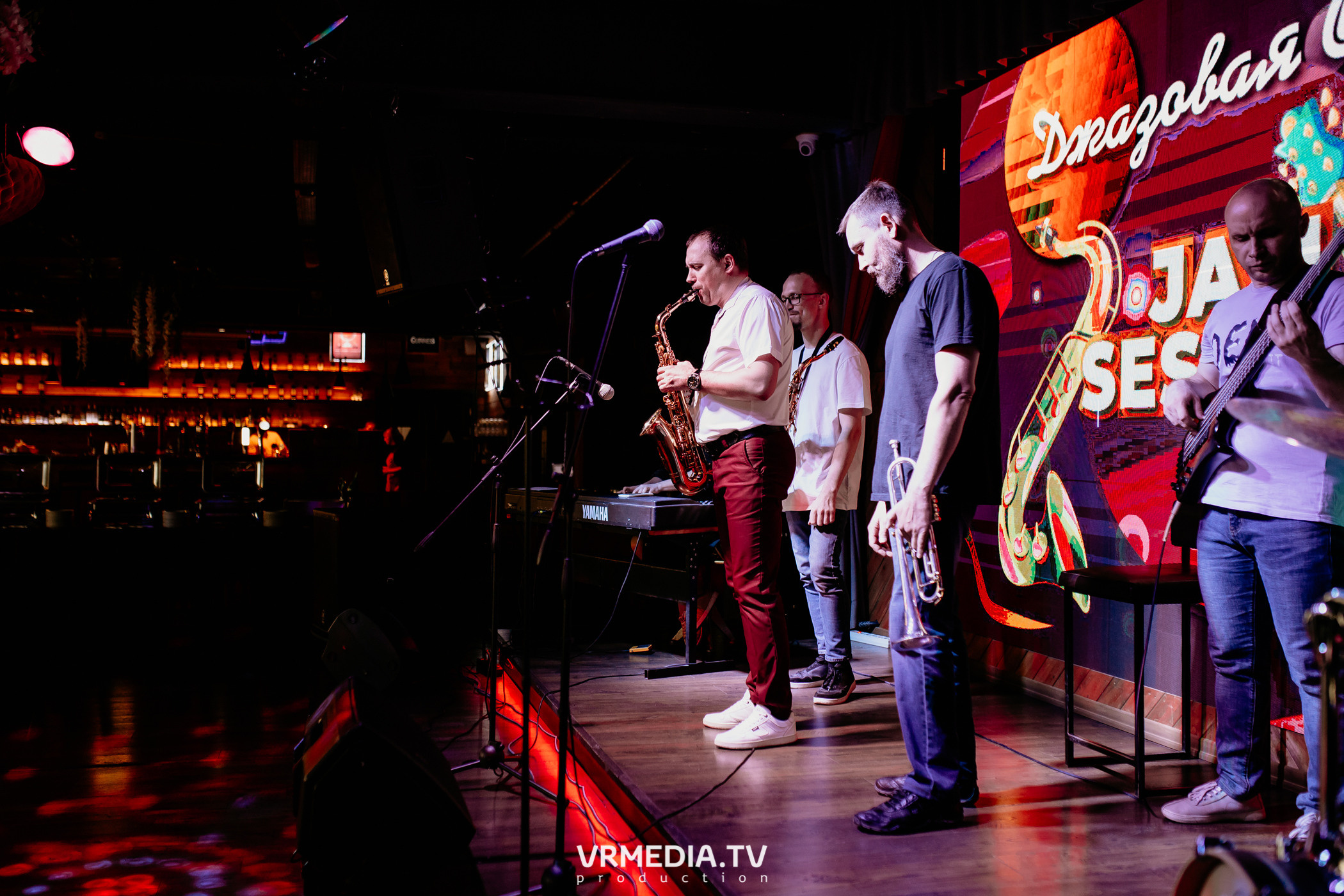 Джазовая среда. Jam session