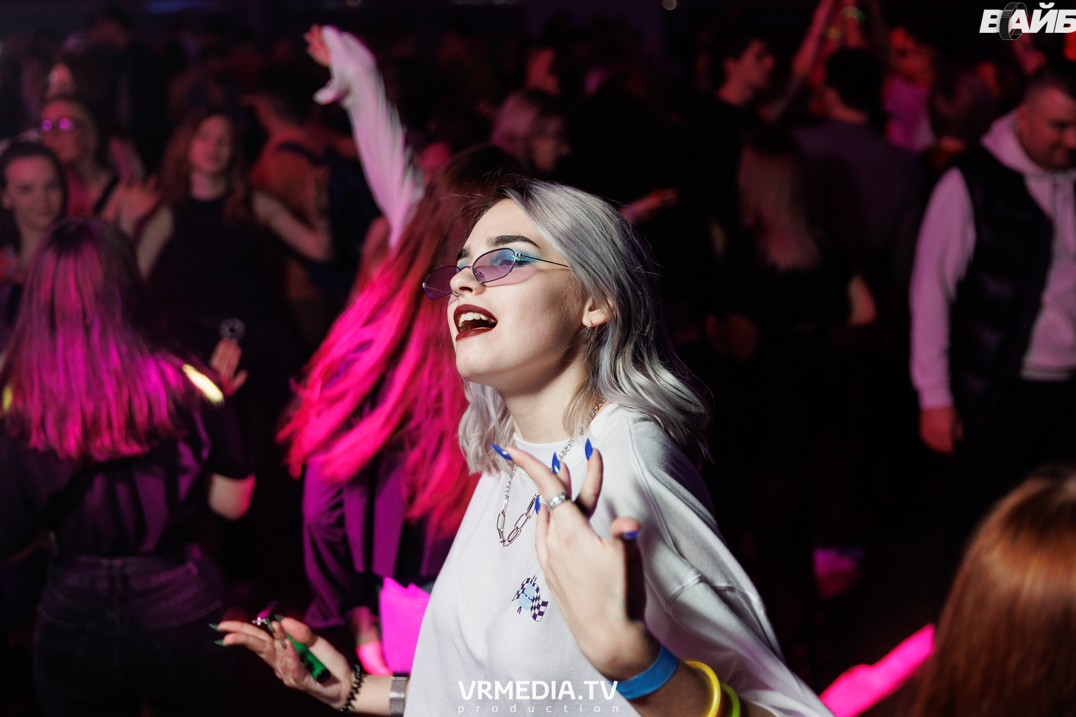 Молодость простит