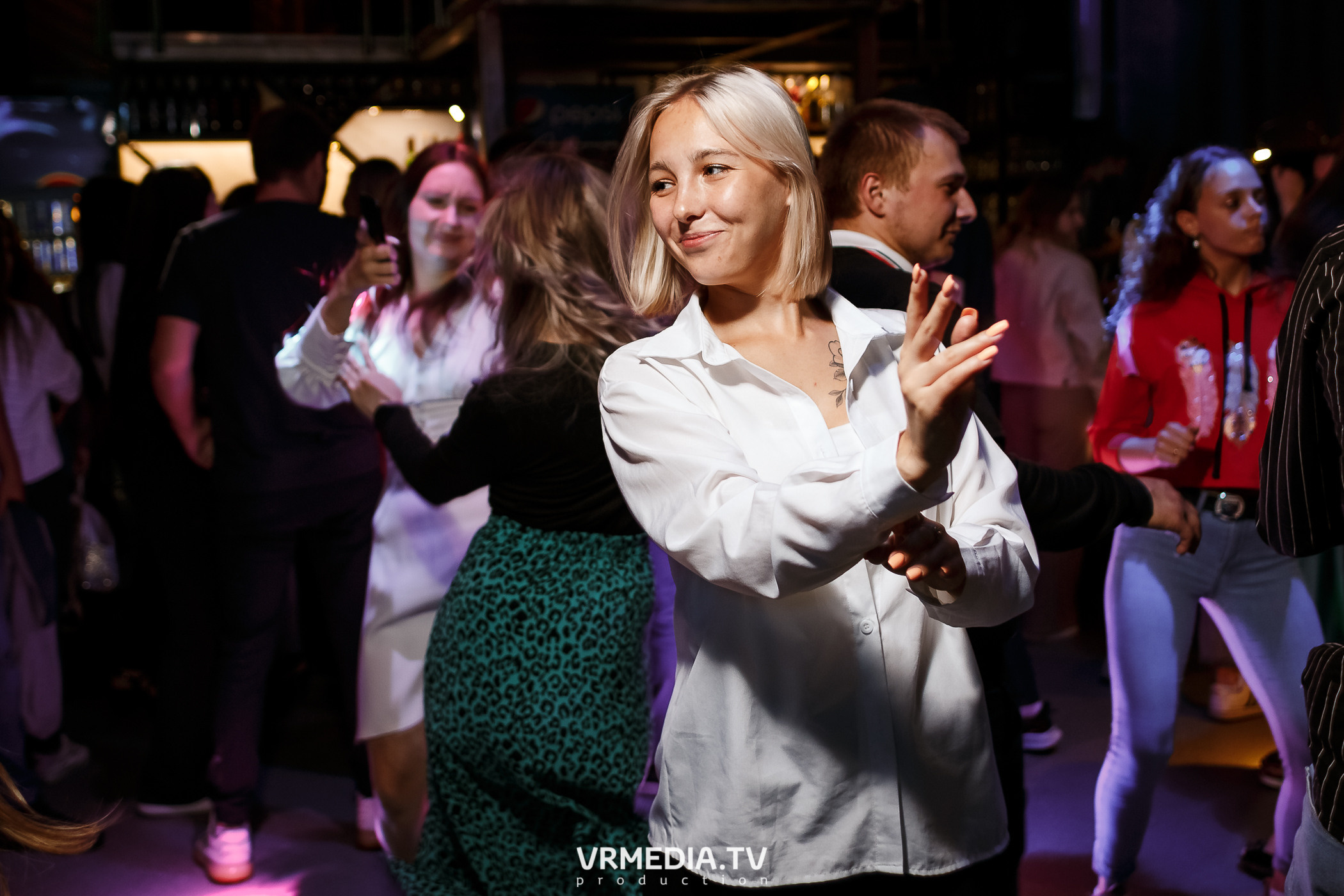 Выходные в баре «DOSKI»