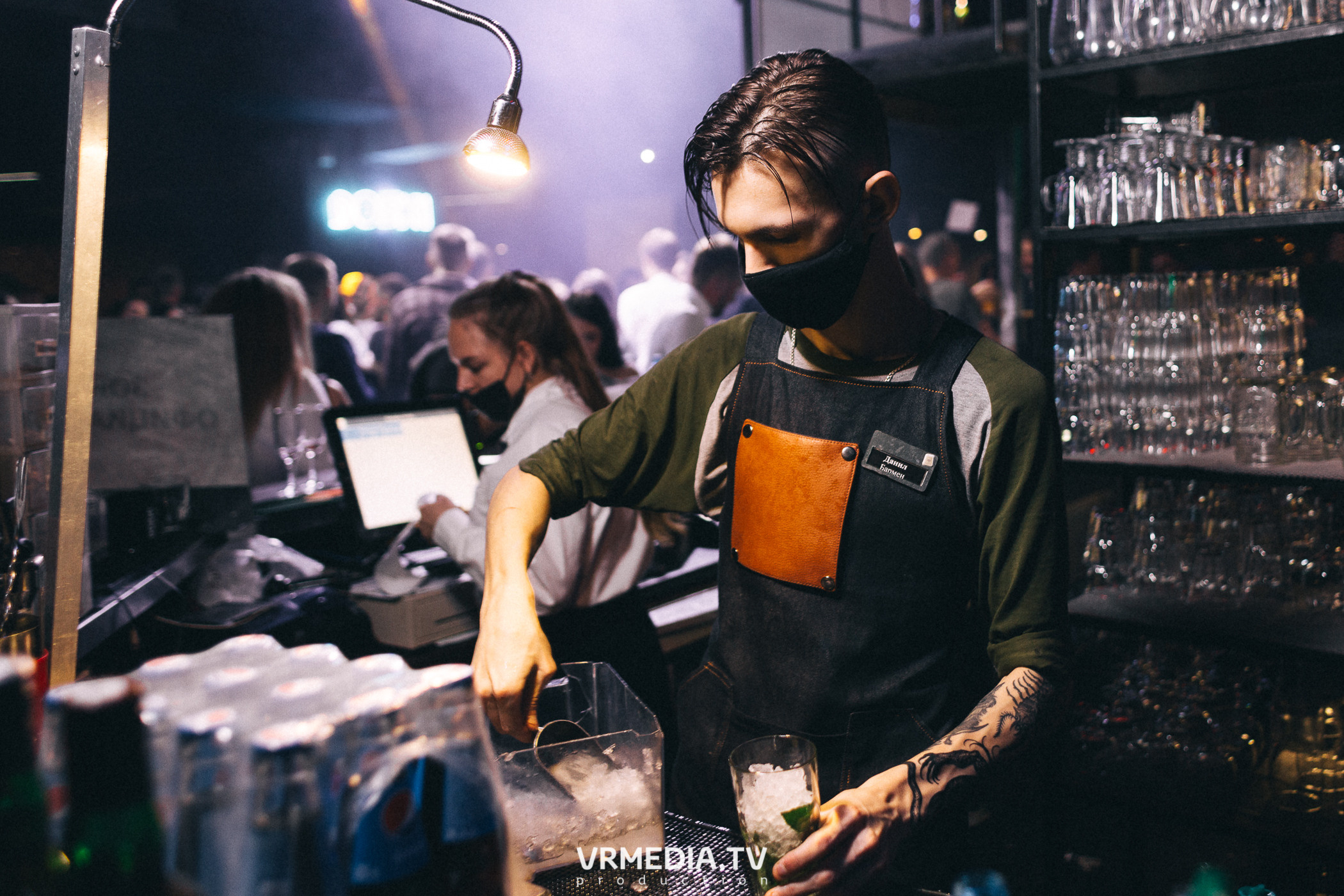 На чилле в баре «DOSKI»