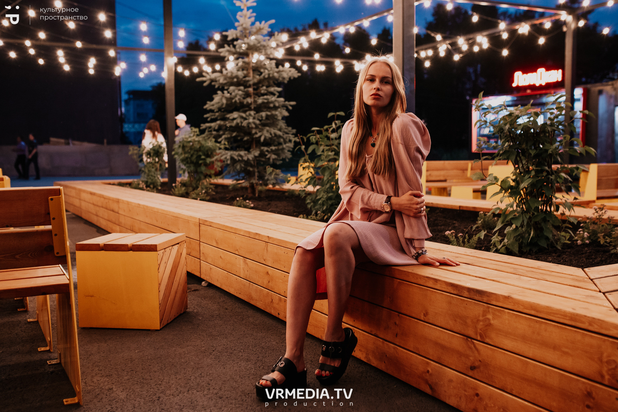 11 Friends of Chao в культурном пространстве «Редакция»