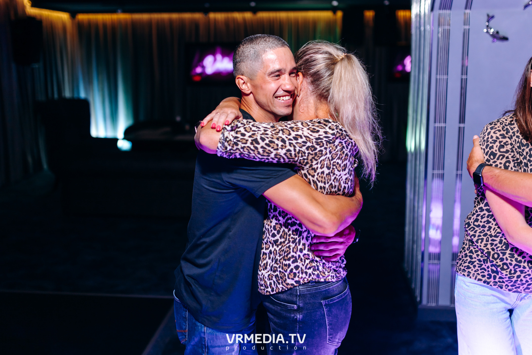 Love is… в караоке-баре «Volna»