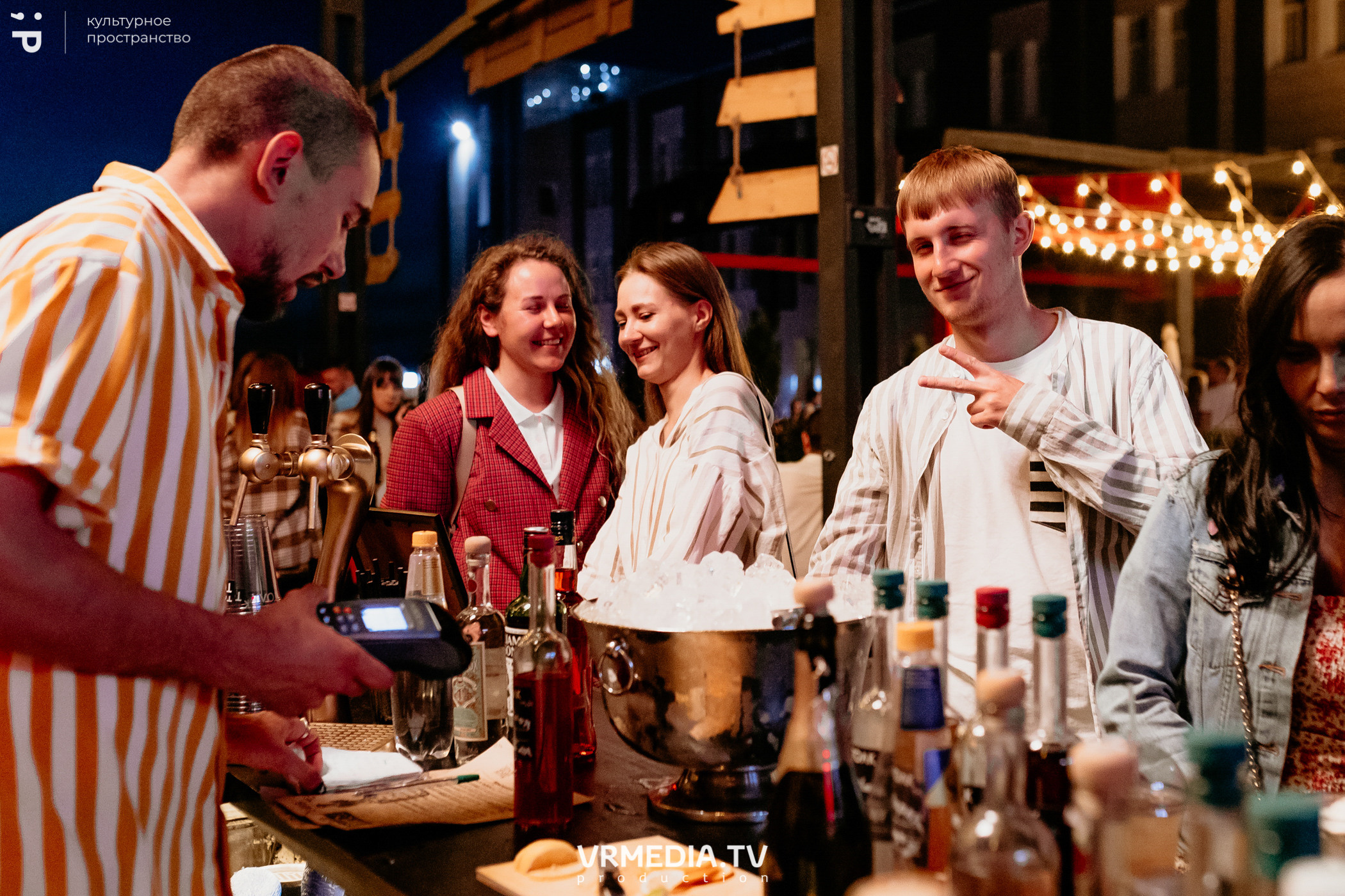 #Редакция_Лето: Time 92 в культурном пространстве «Редакция»