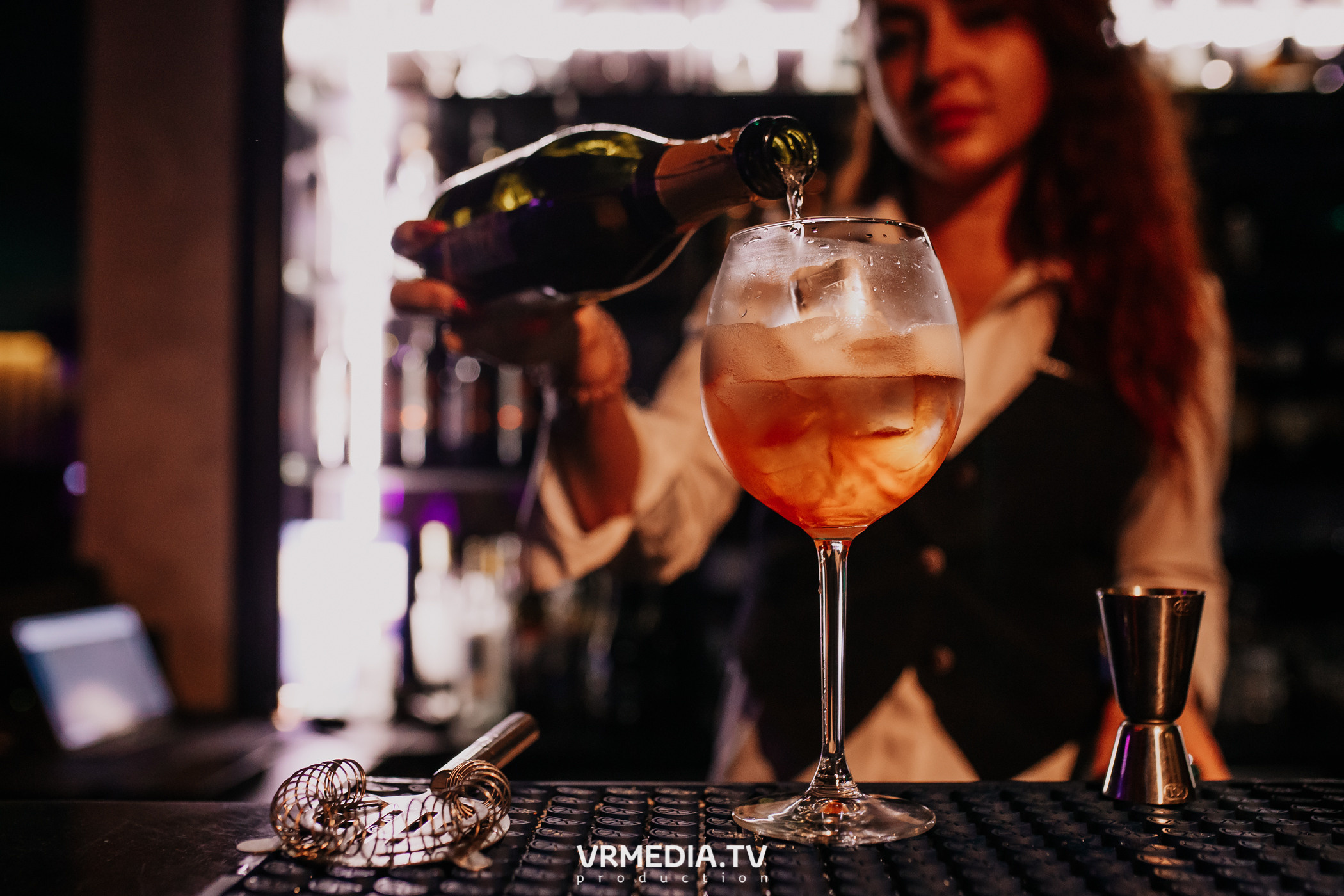 Русский рок в караоке-баре «Volna»