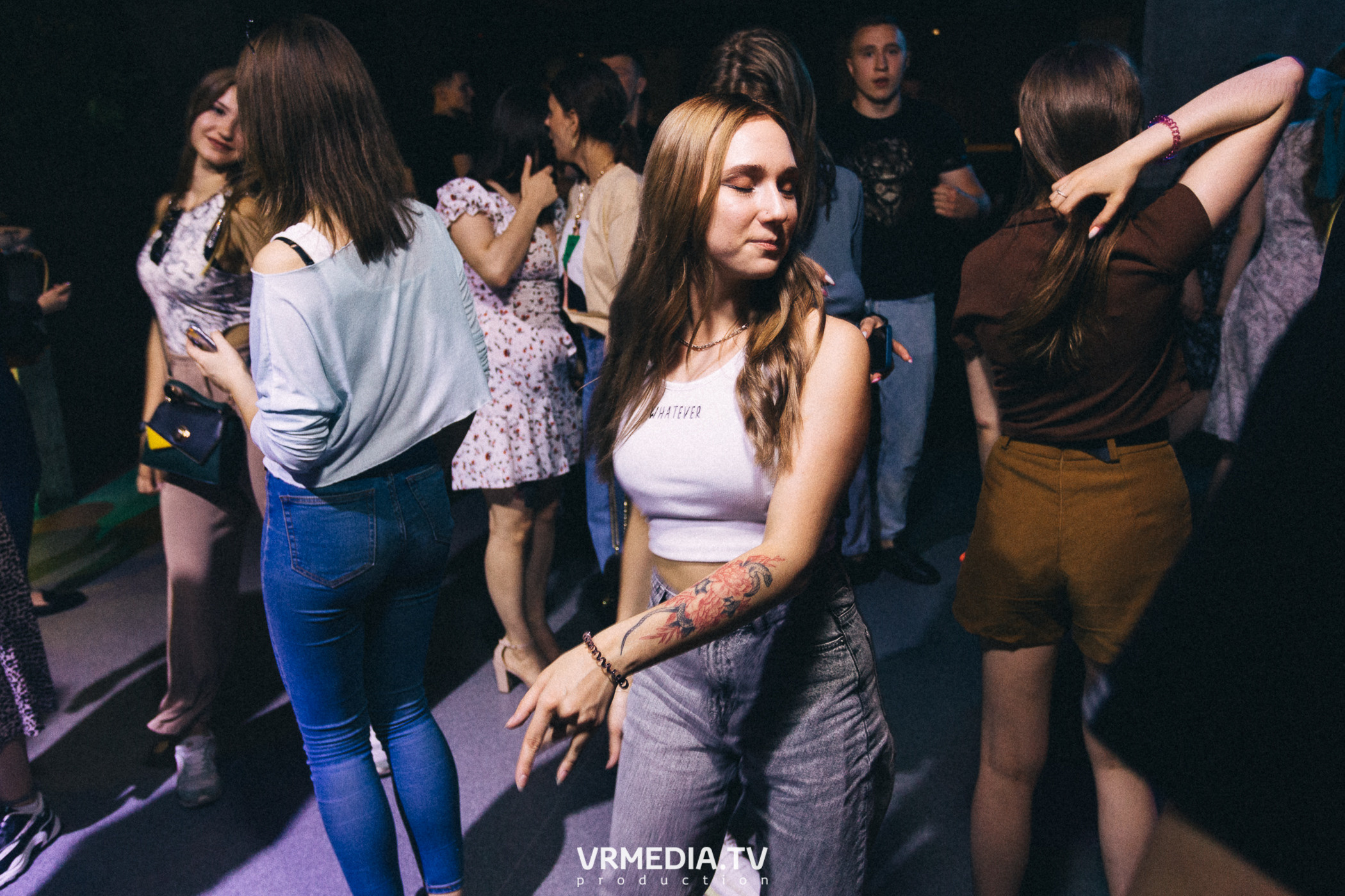 Bunny Hard в баре «DOSKI»