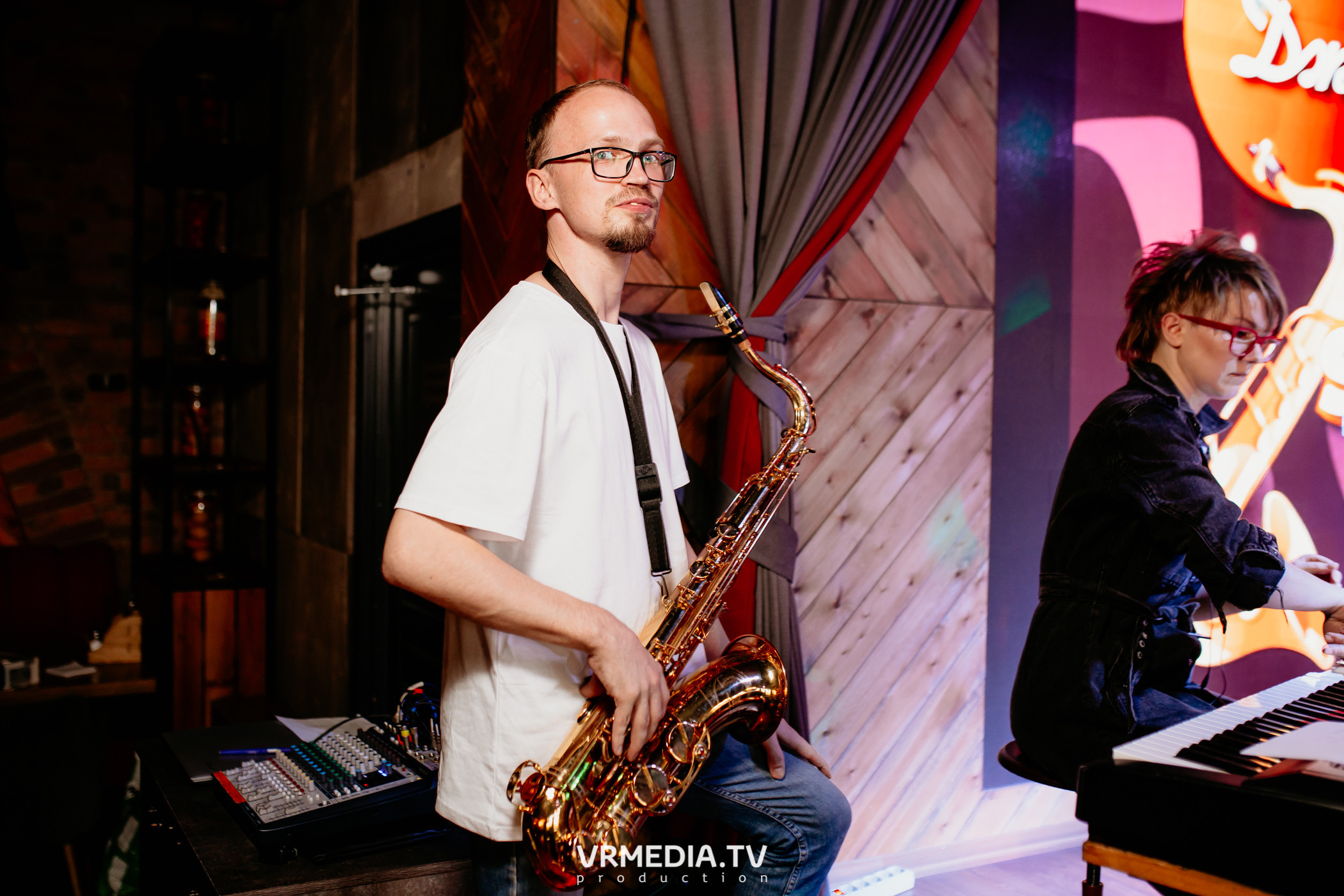 Джазовая среда. Jam session