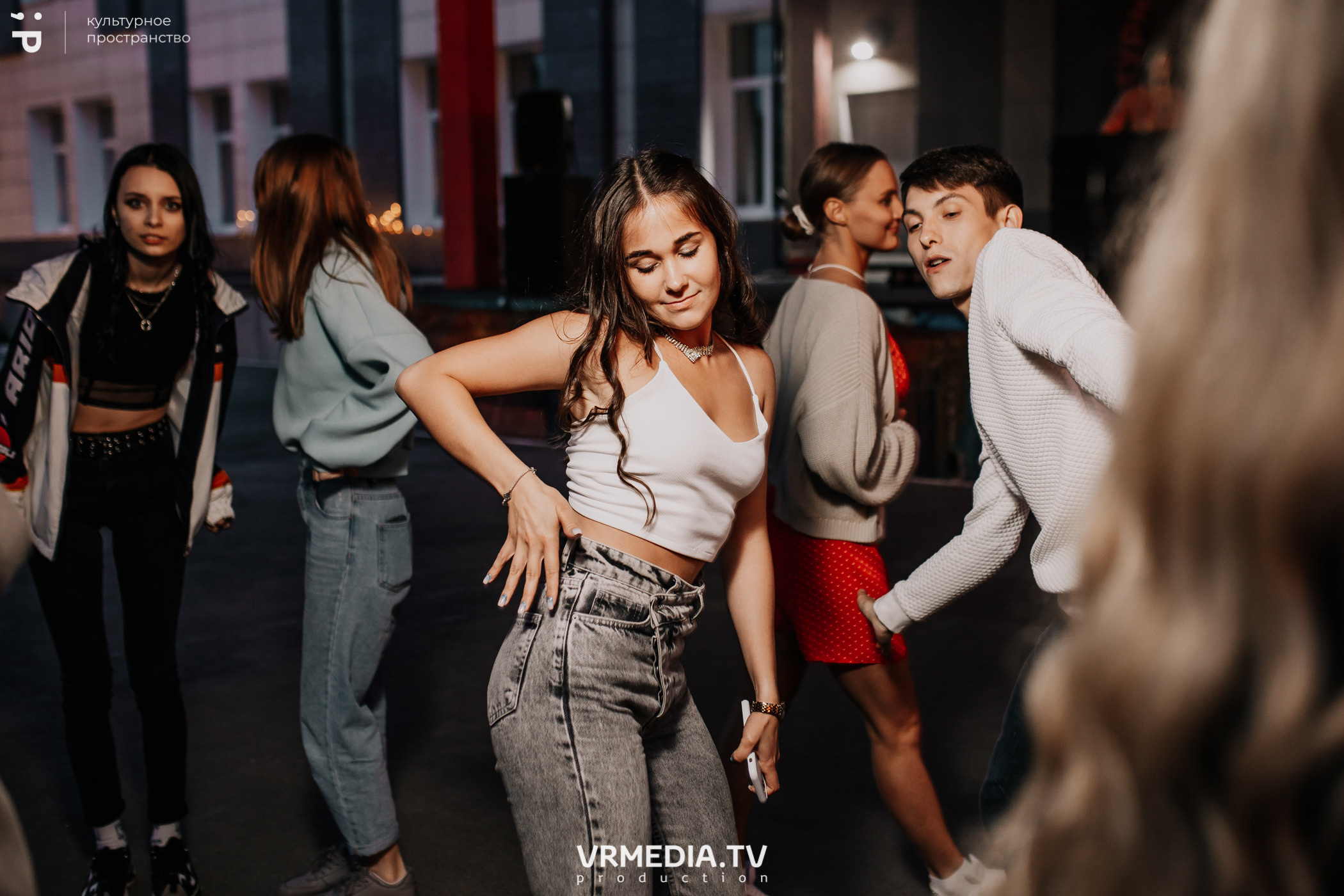 Открытие «C’mon bar» в культурном пространстве «Редакция»