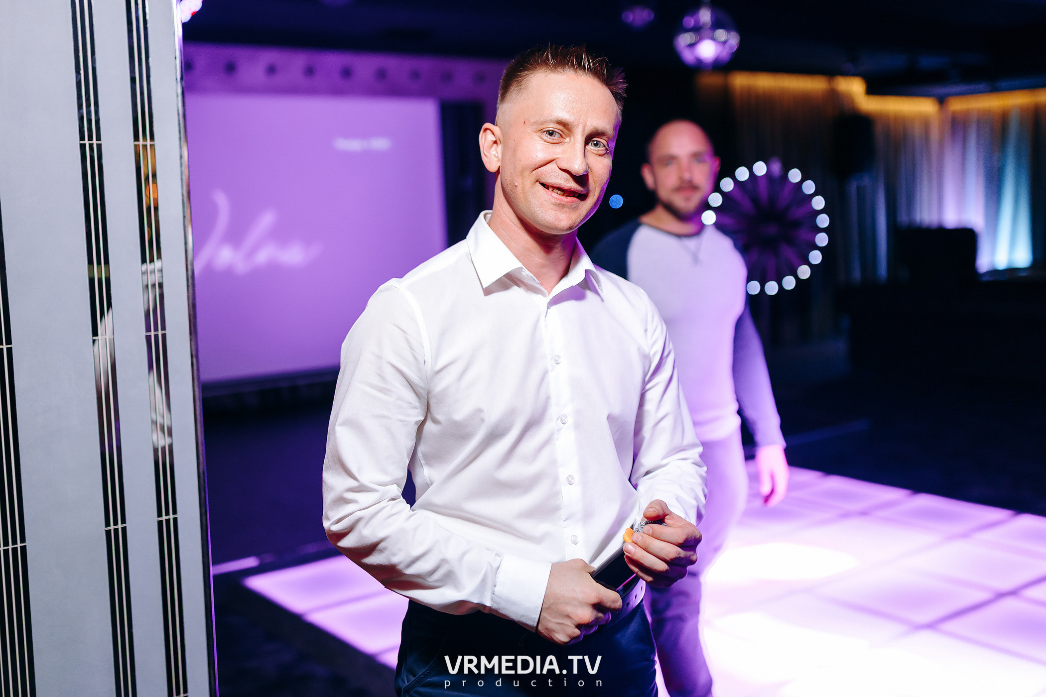 Колесо Фортуны в караоке-баре «Volna»