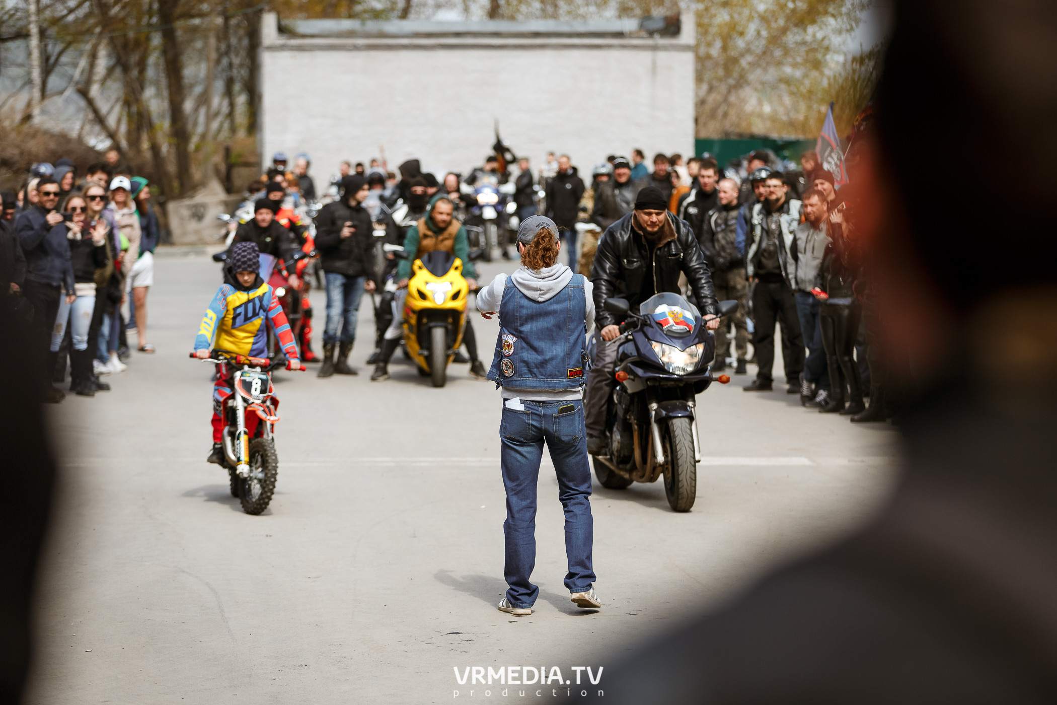 Открытие кемеровского мотосезона в культурном пространстве «Редакция»