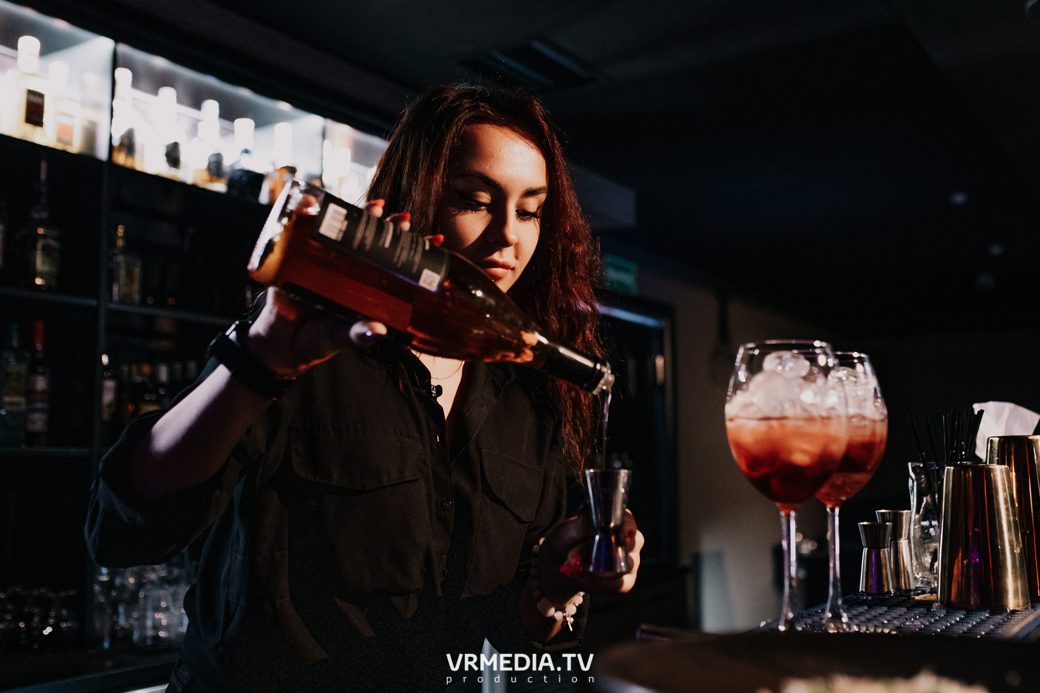 Пятничная вечеринка в караоке-баре «Volna»