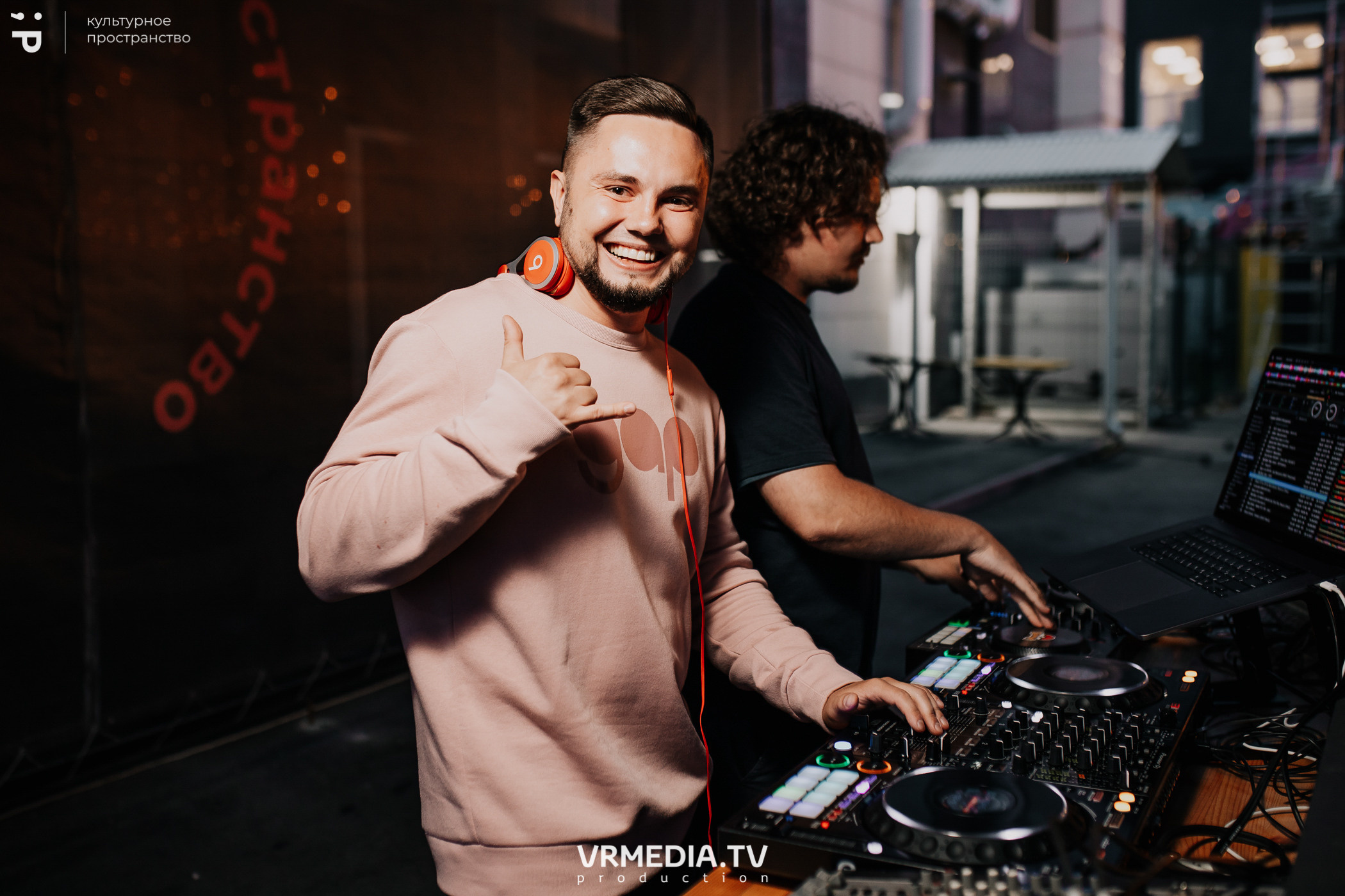 Открытие «C’mon bar» в культурном пространстве «Редакция»