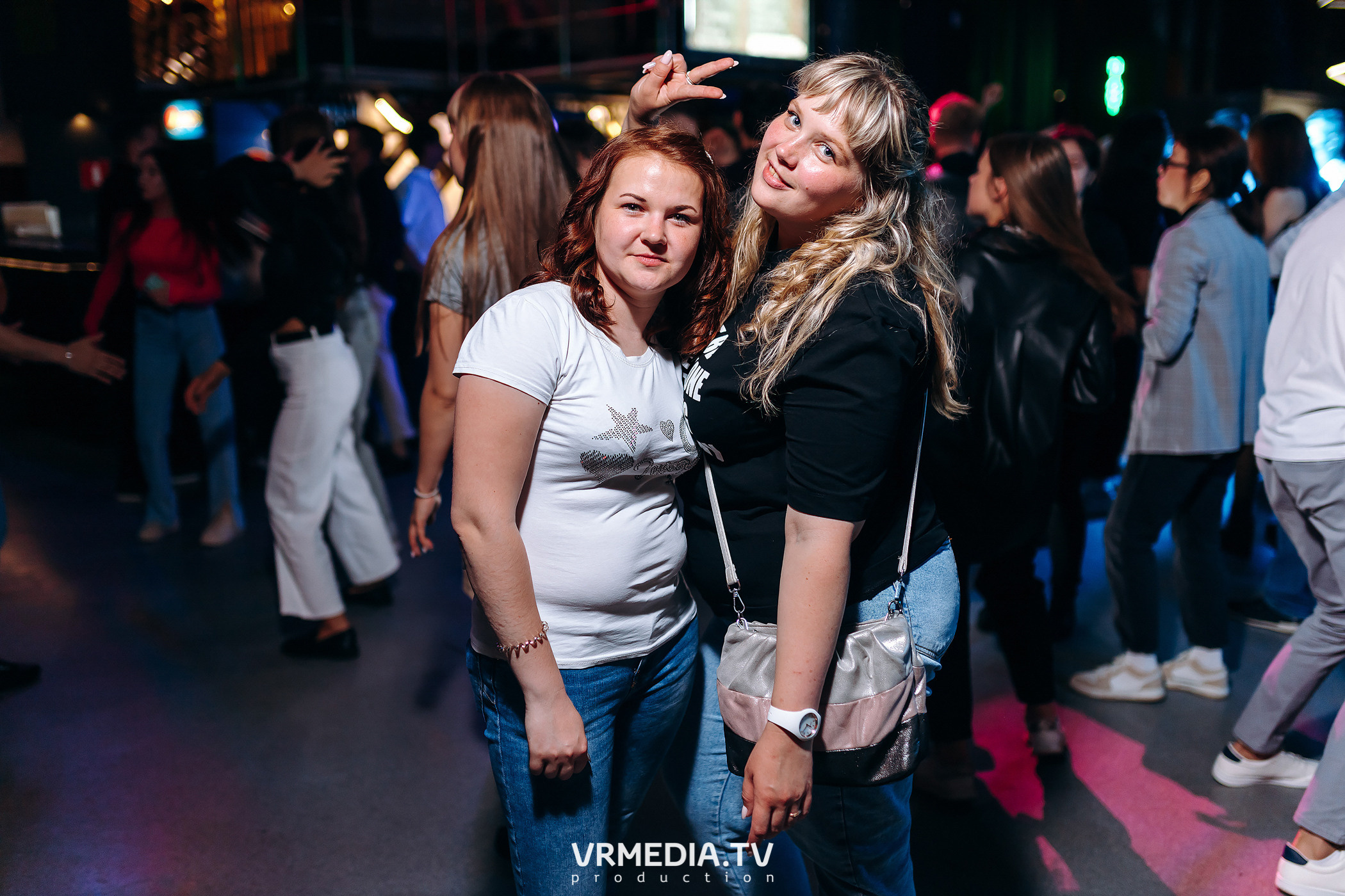 Выходные в баре «DOSKI»