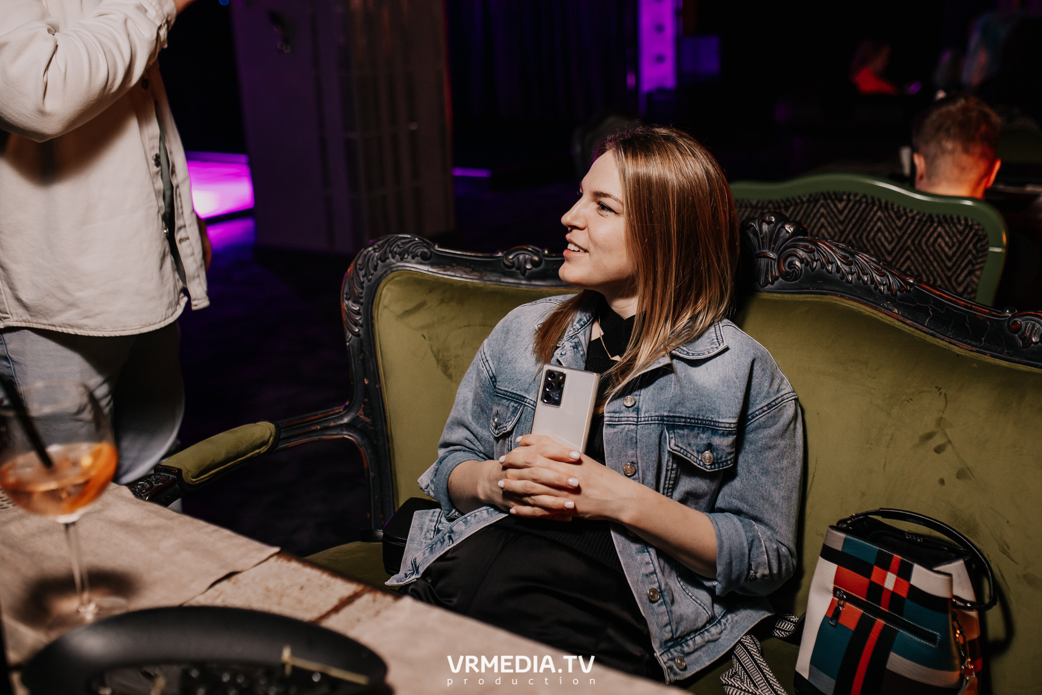 IQ party в караоке-баре «Volna»