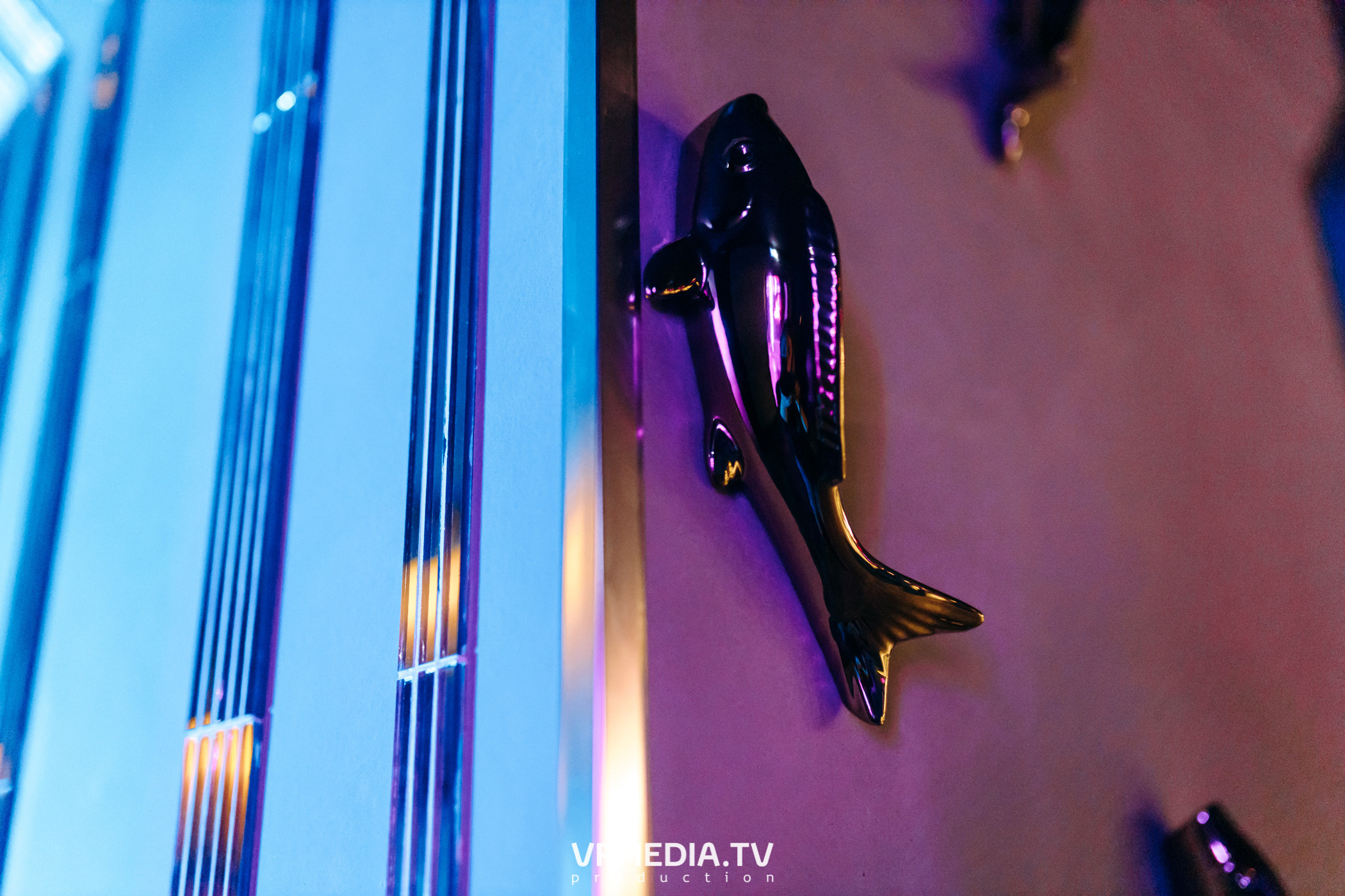 Love is… в караоке-баре «Volna»