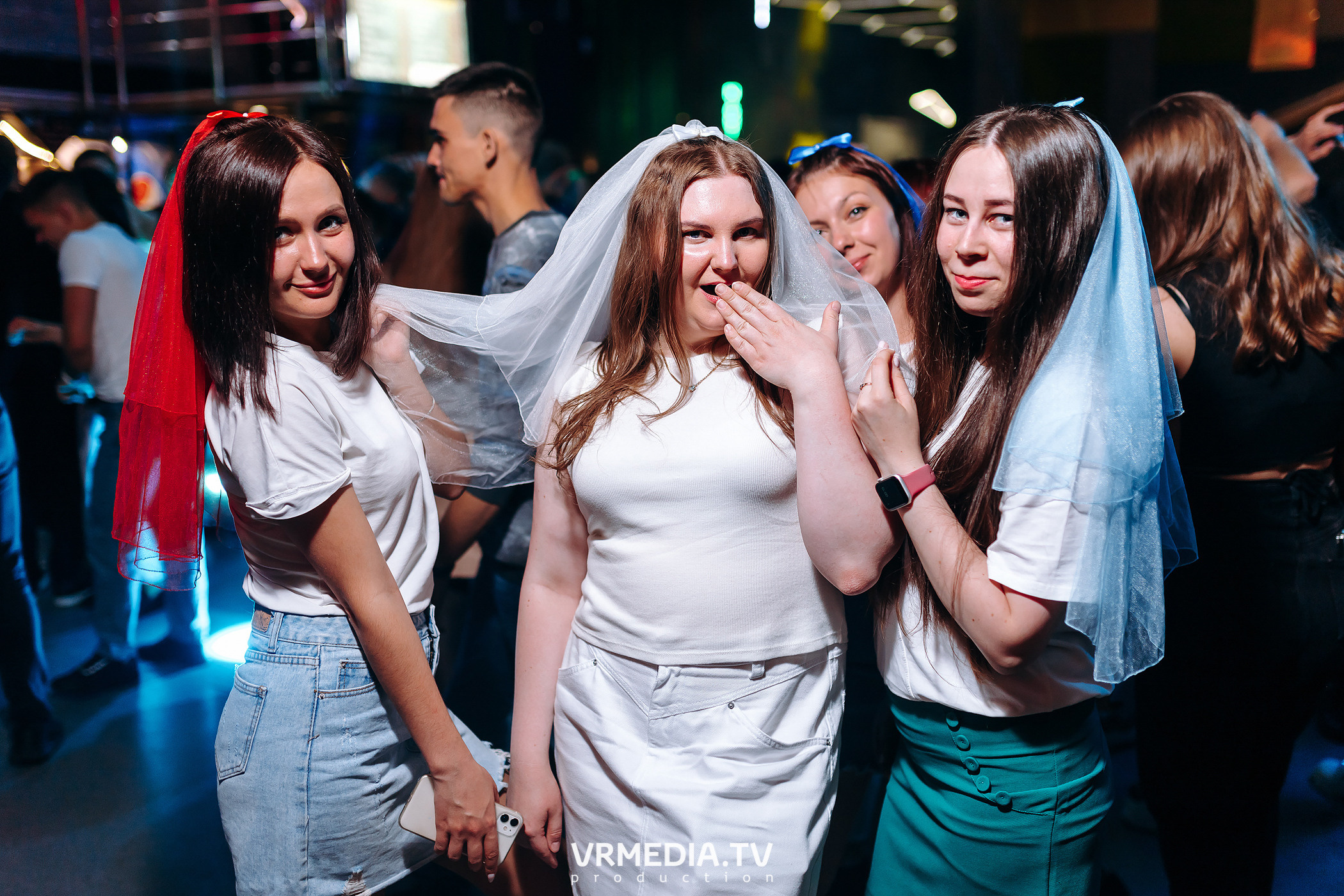 Выходные в баре «DOSKI»