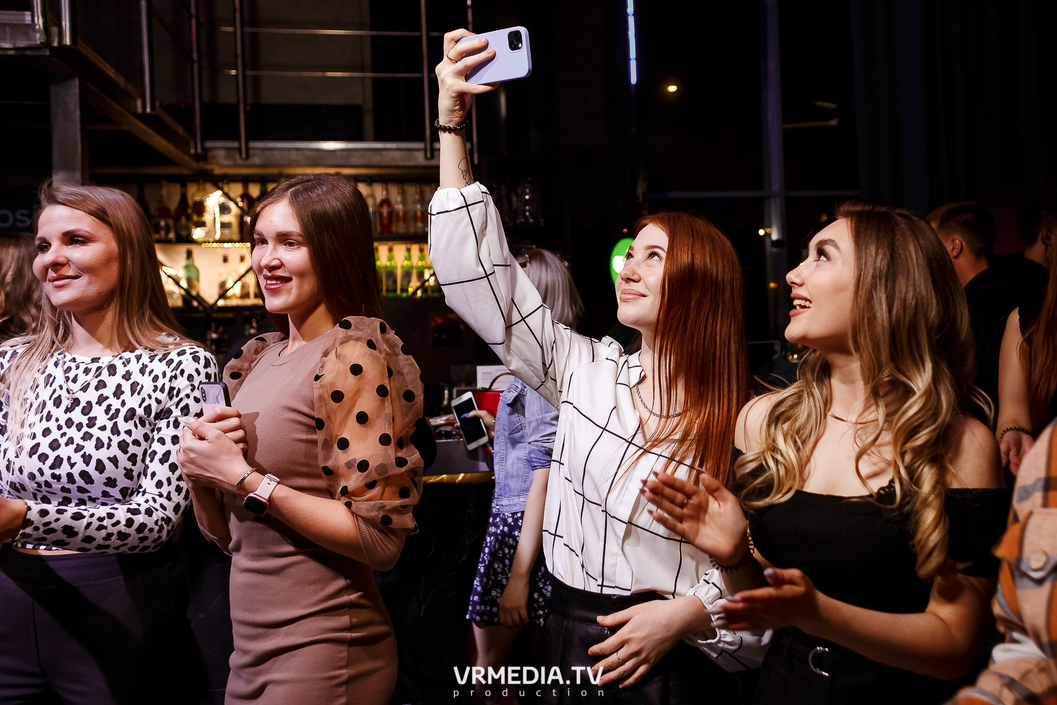 Выходные в баре «DOSKI»