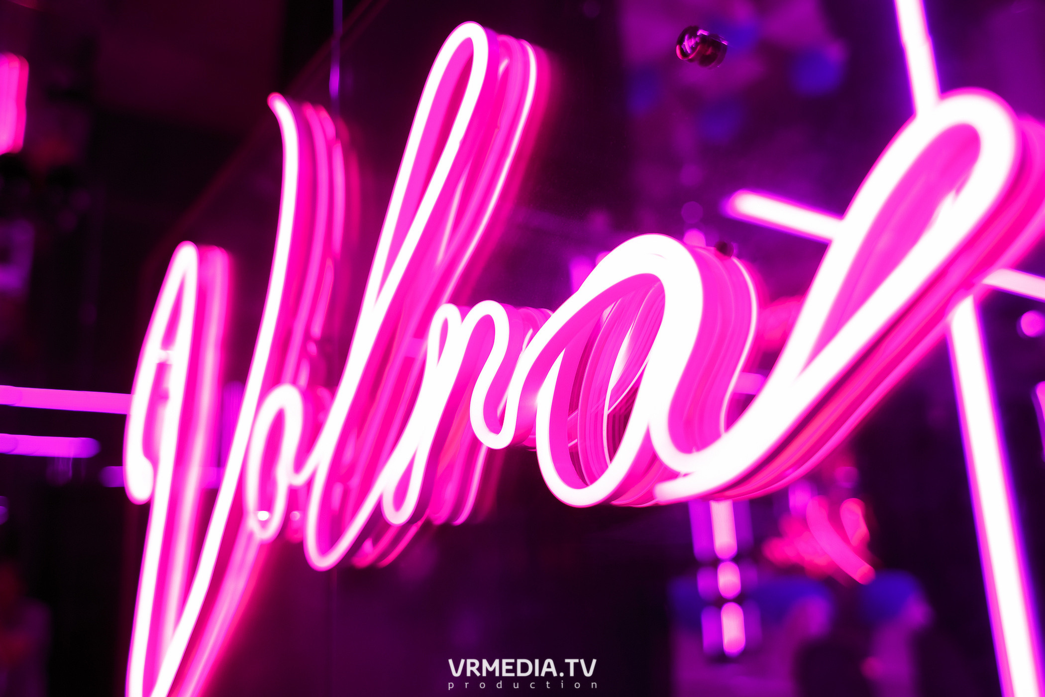 Колесо фортуны в караоке-баре «Volna»