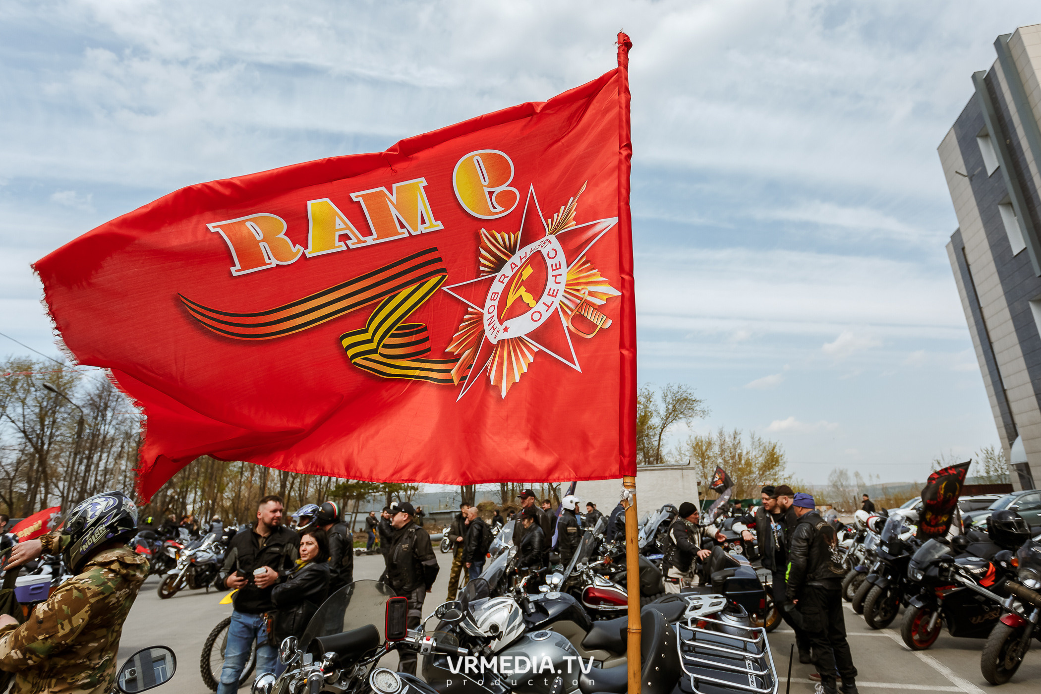 Открытие кемеровского мотосезона в культурном пространстве «Редакция»