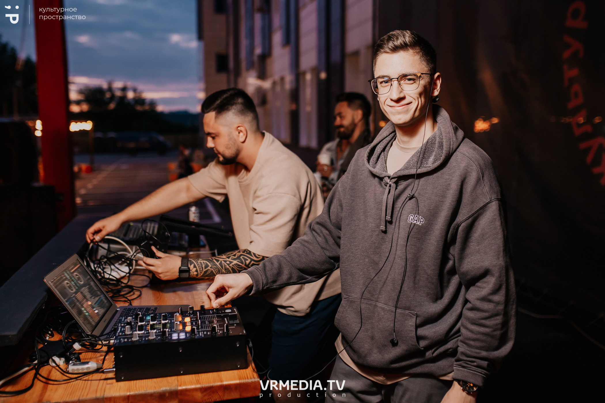 11 Friends of Chao в культурном пространстве «Редакция»