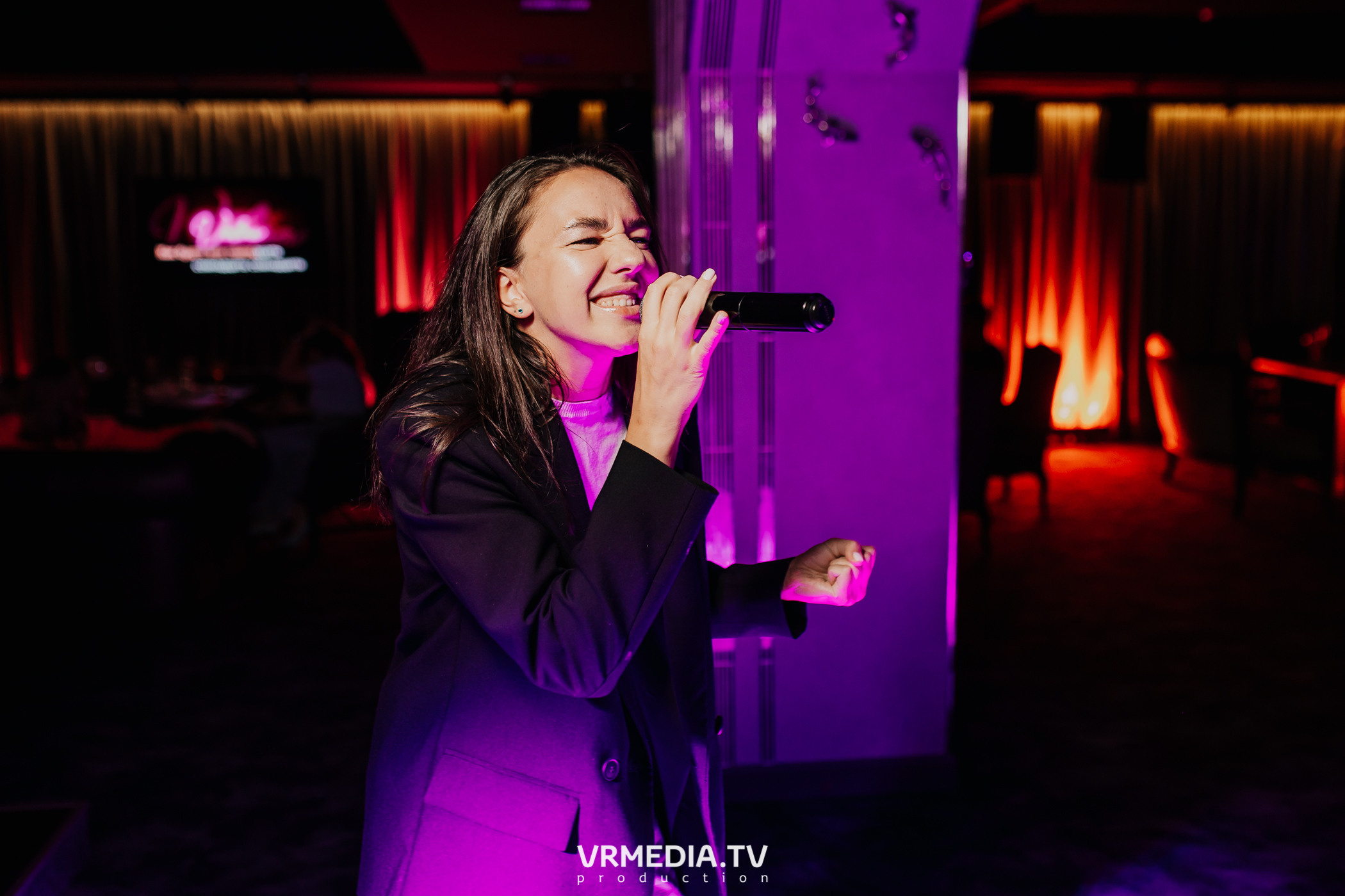 IQ party в караоке-баре «Volna»