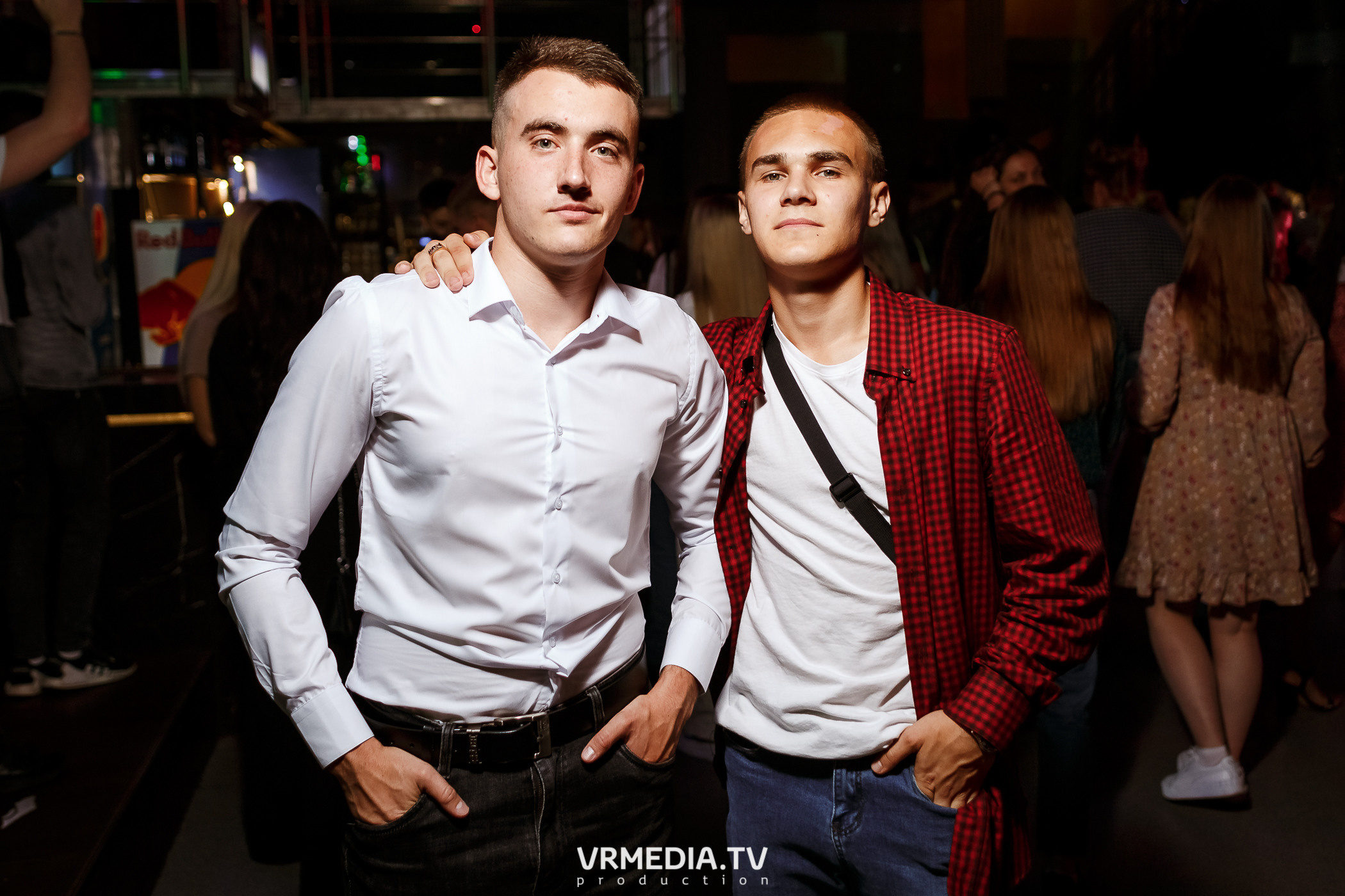 Выходные в баре «DOSKI»