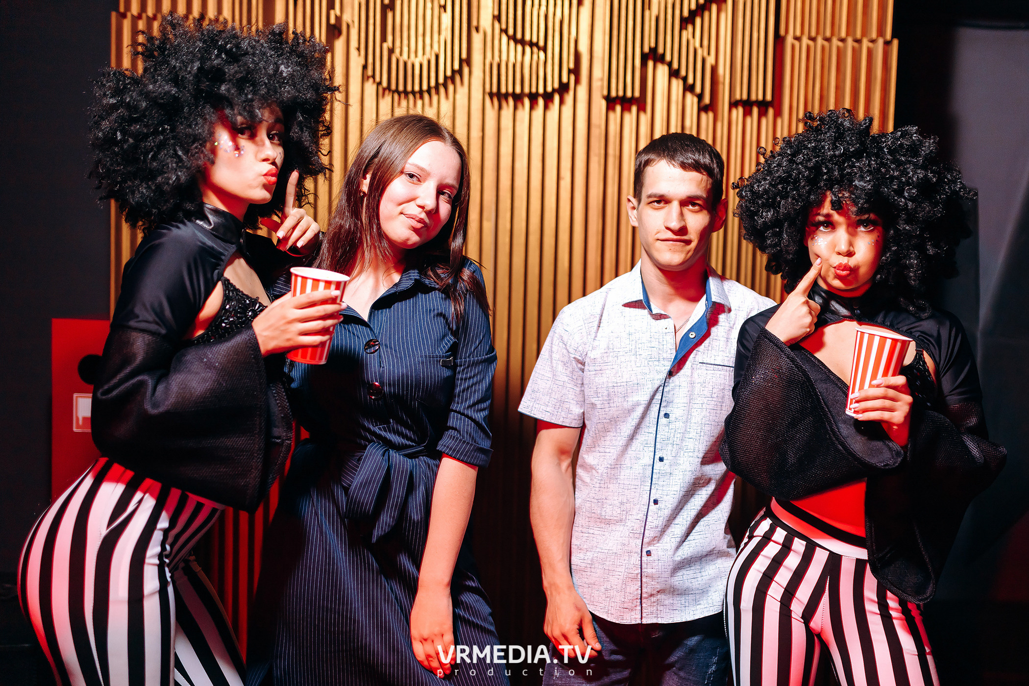 Выходные в баре «DOSKI»