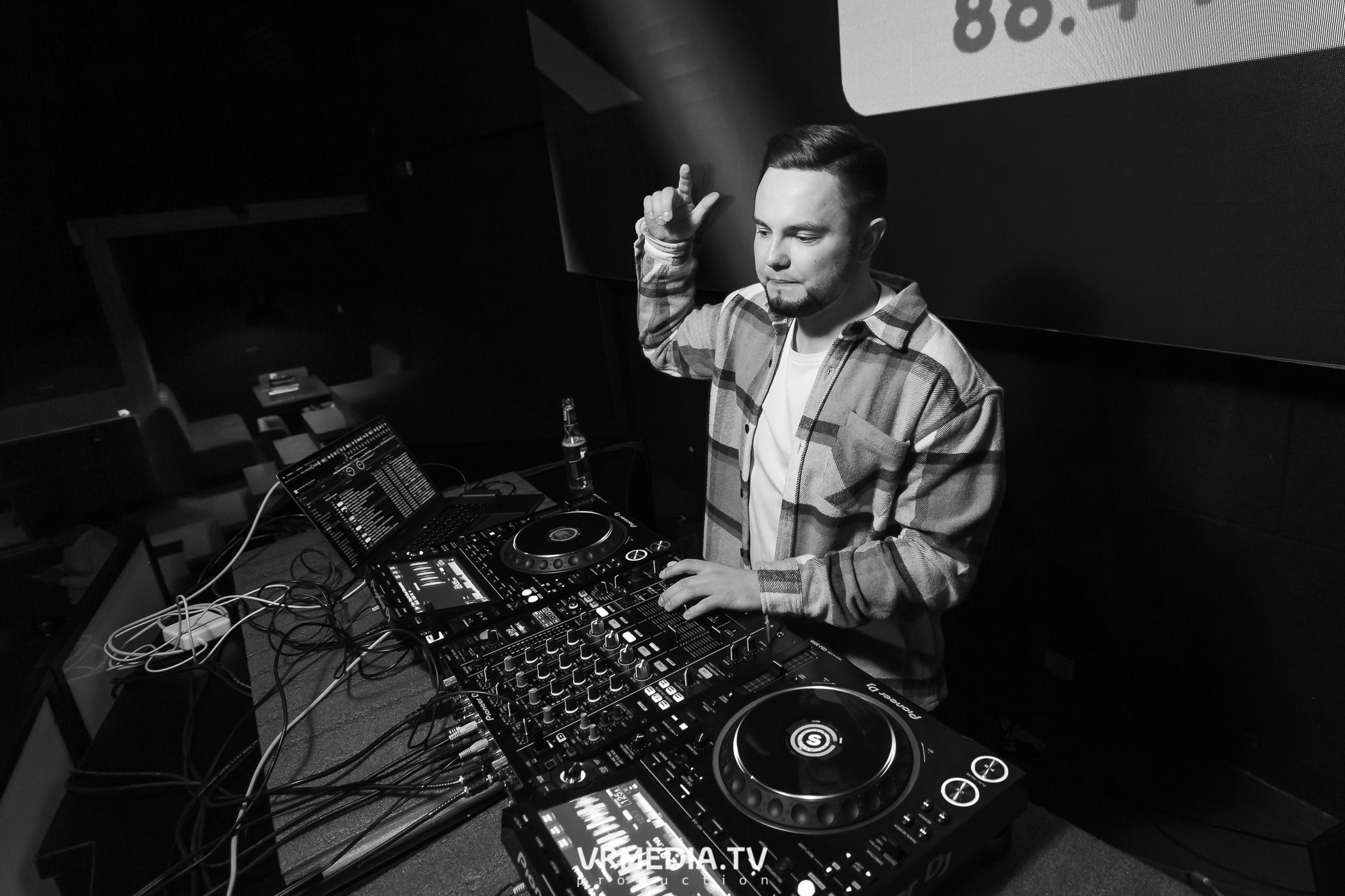 Выходные в ночном клубе «ЭФИР»