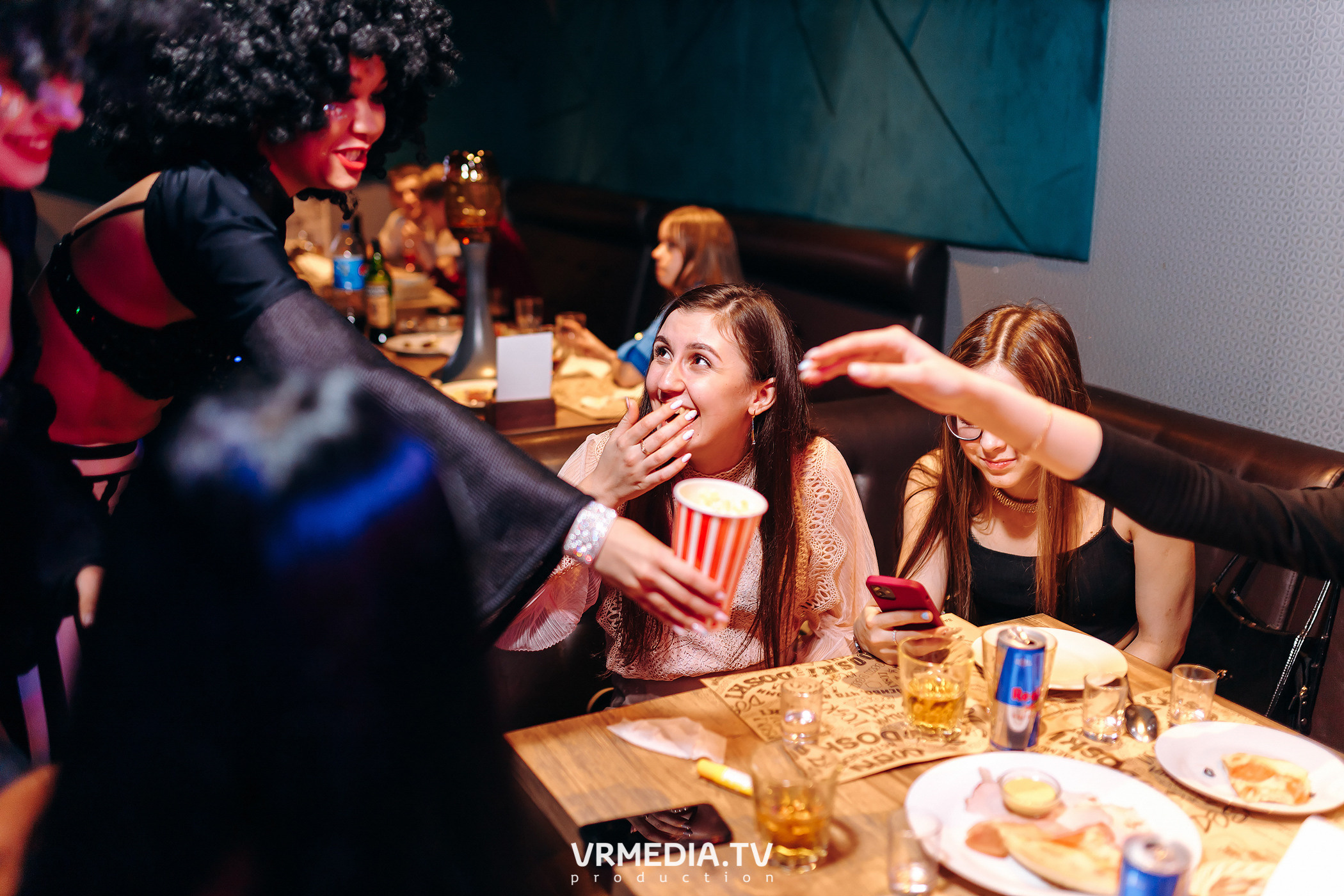 Выходные в баре «DOSKI»