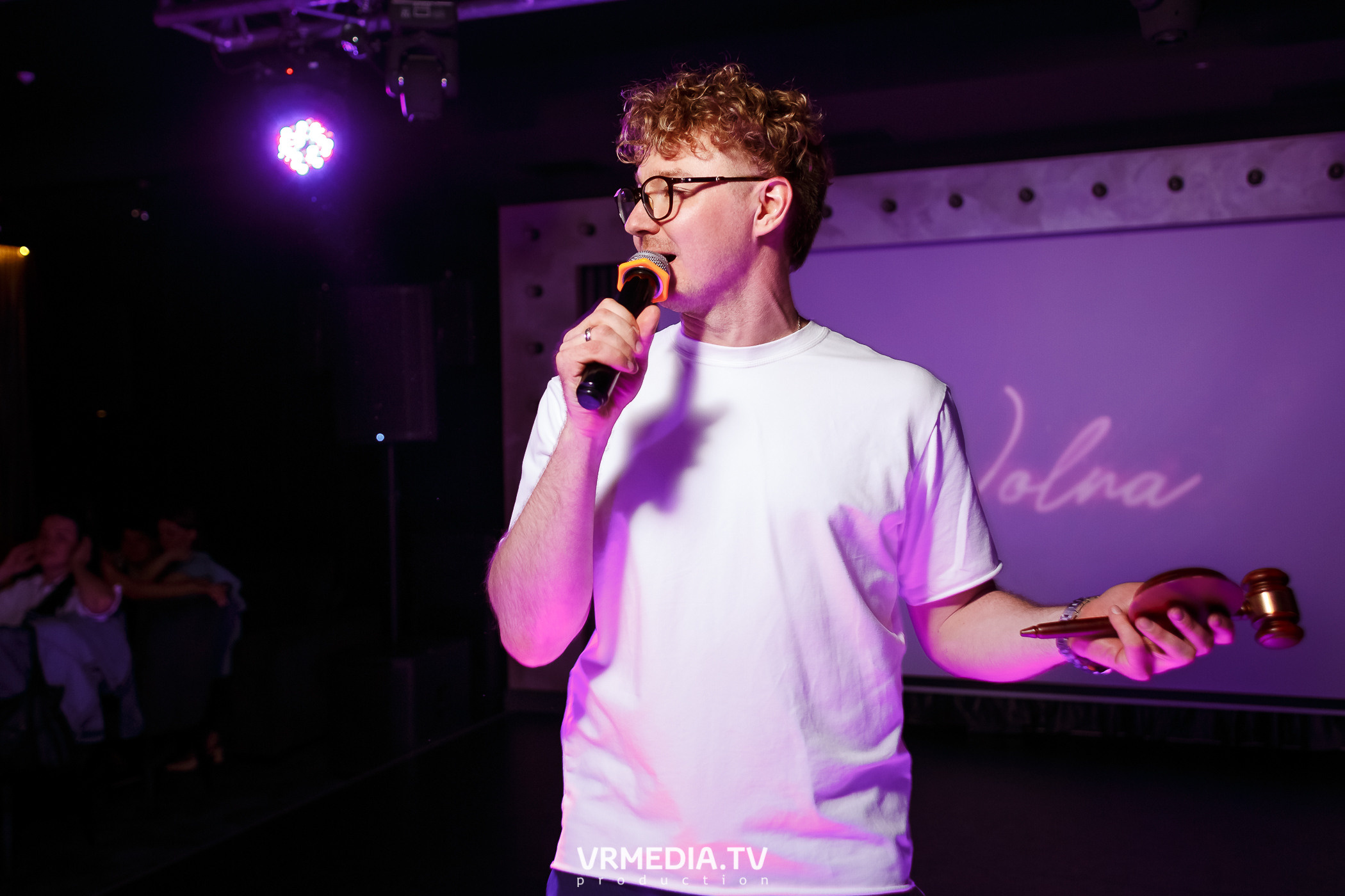 Летний караоке марафон в караоке-баре «Volna»