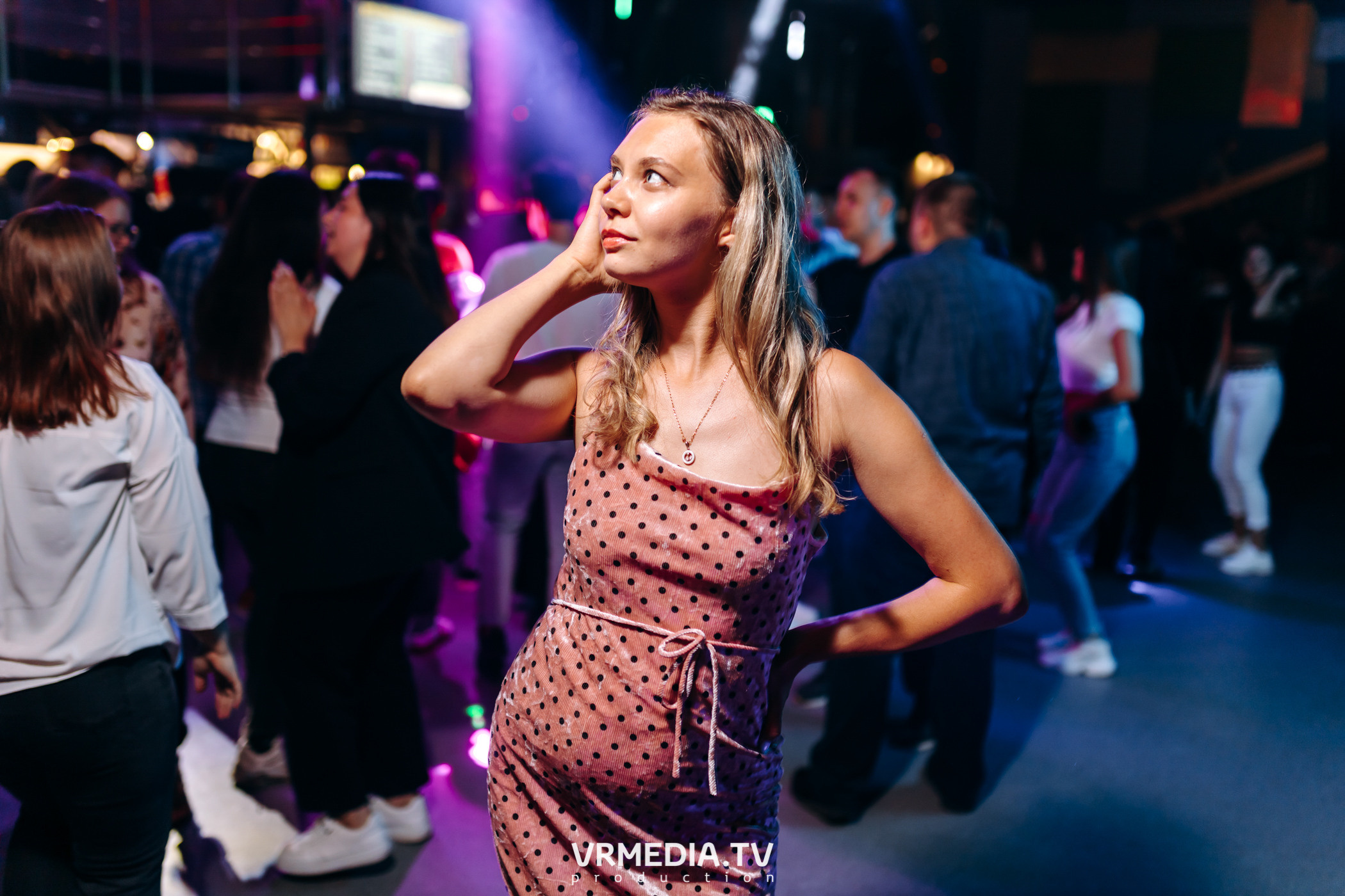 Выходные в баре «DOSKI»