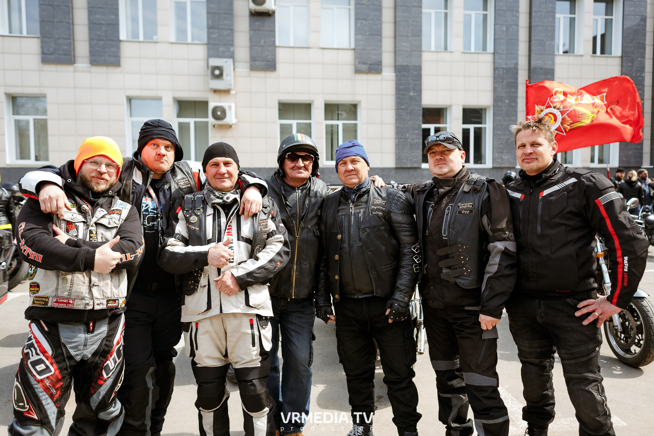 Открытие кемеровского мотосезона в культурном пространстве «Редакция»