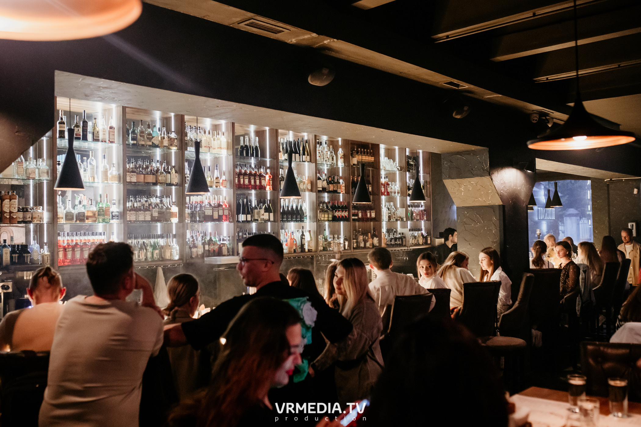 Гостевая смена Дениса Карадениза (Тюмень) в баре «Blocknot»