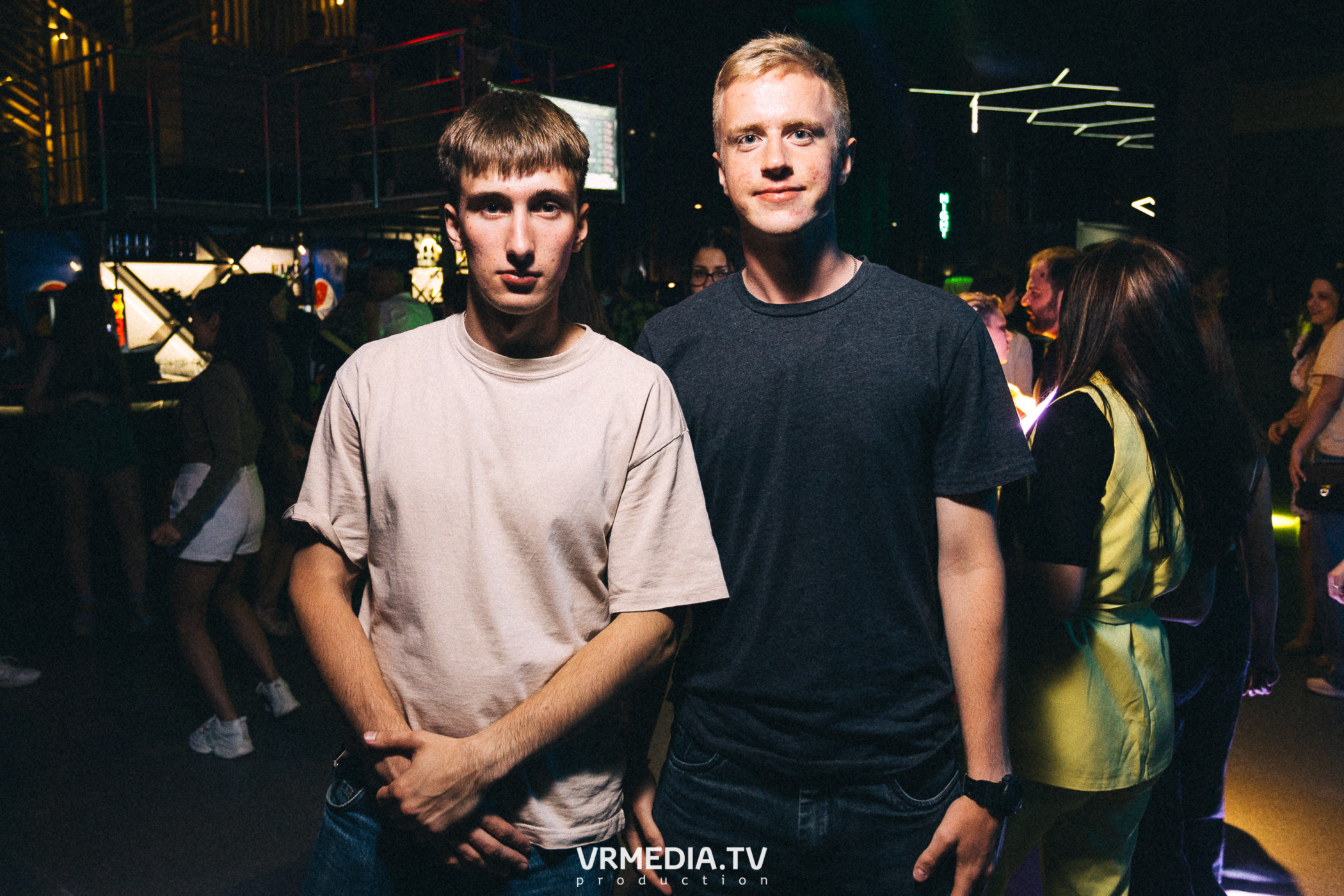 Bunny Hard в баре «DOSKI»