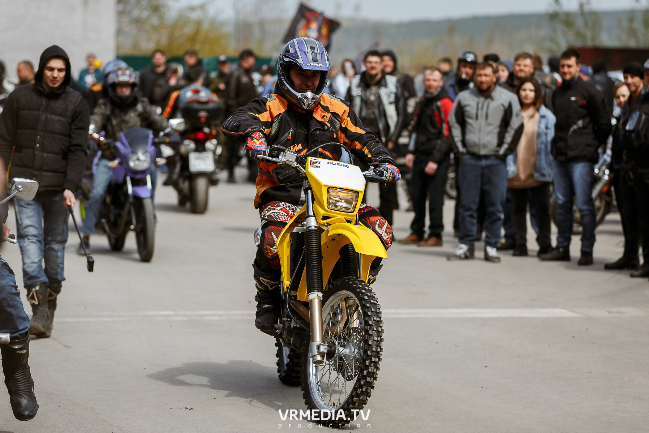 Открытие кемеровского мотосезона в культурном пространстве «Редакция»