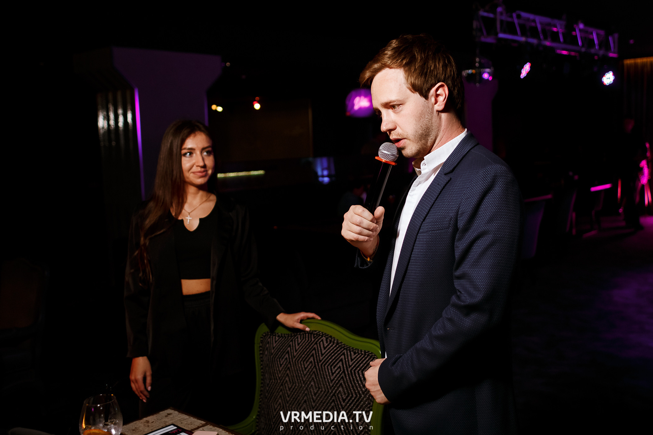 Золотая пятница в караоке-баре «Volna»