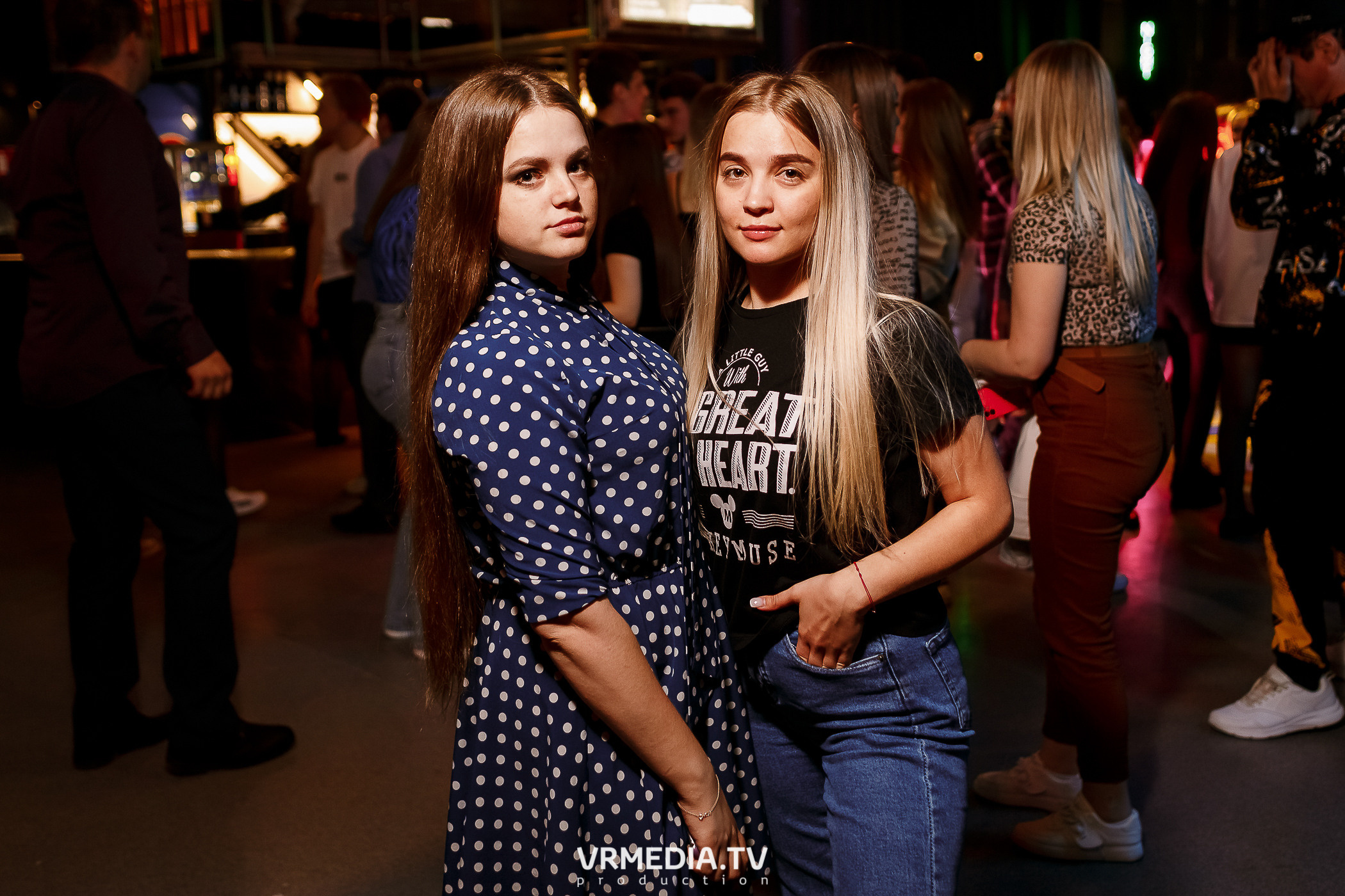 Выходные в баре «DOSKI»