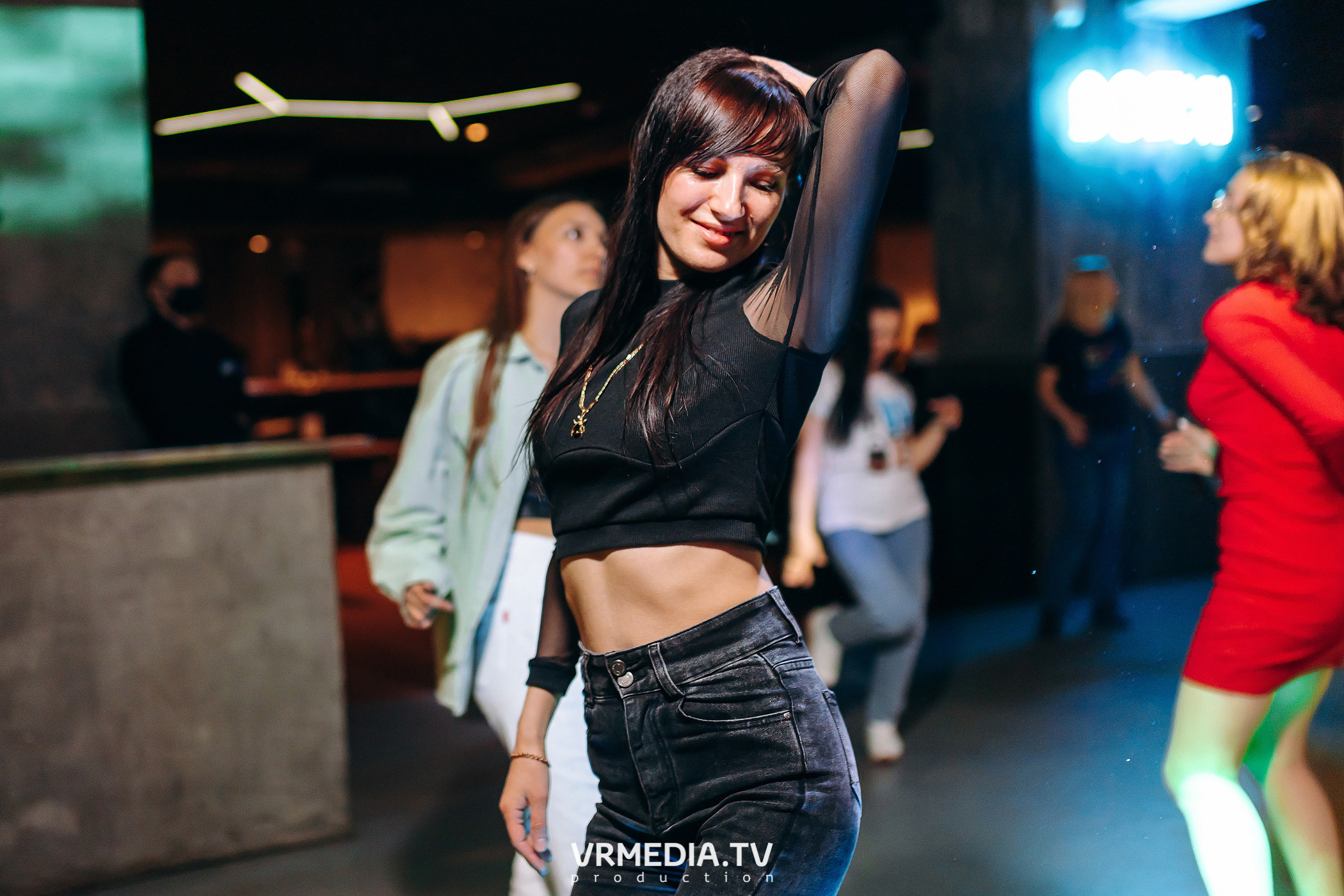 Выходные в баре «DOSKI»