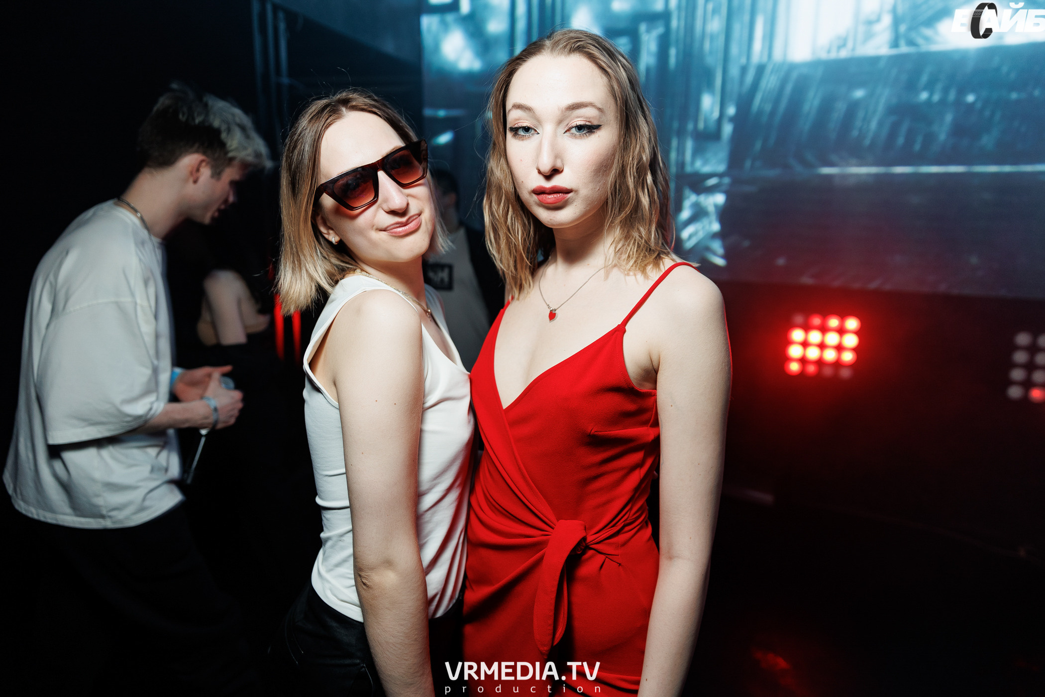 Молодость простит