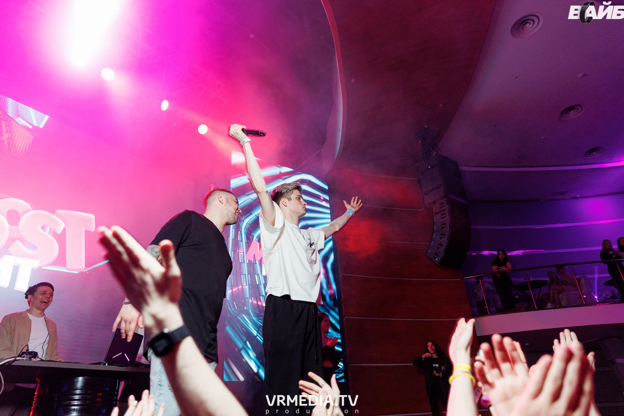 Молодость простит