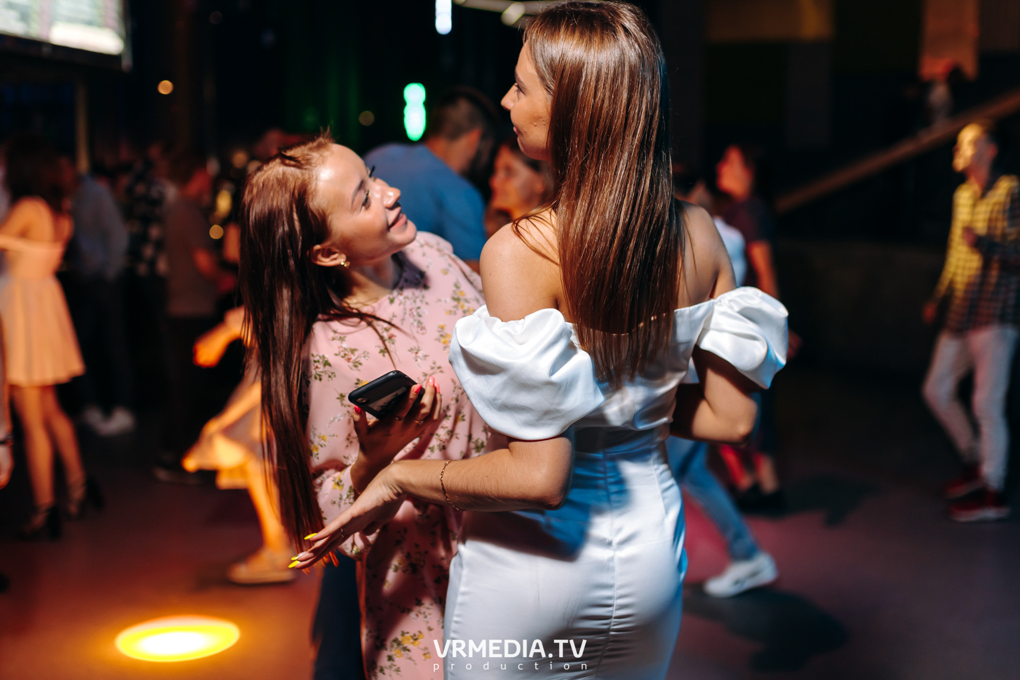 Новогодние корпоративы в баре «DOSKI»