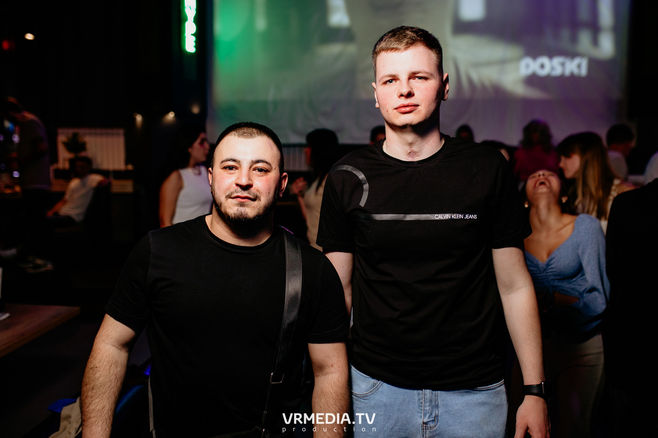 Выходные в баре «DOSKI»