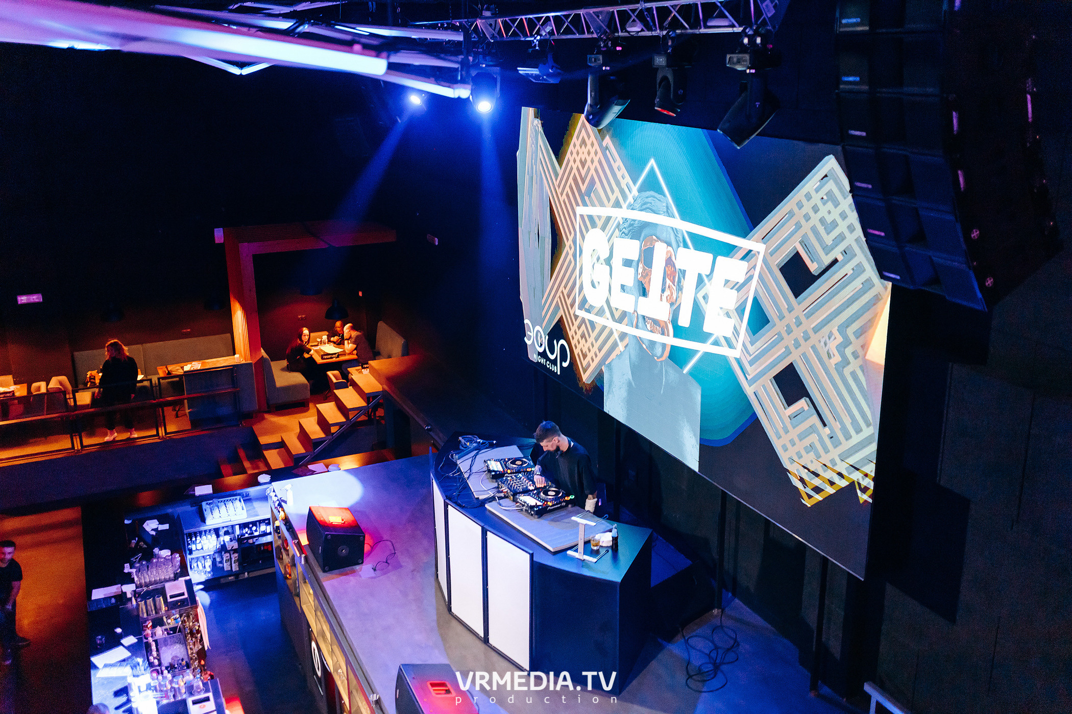 Выходные в ночном клубе «ЭФИР»