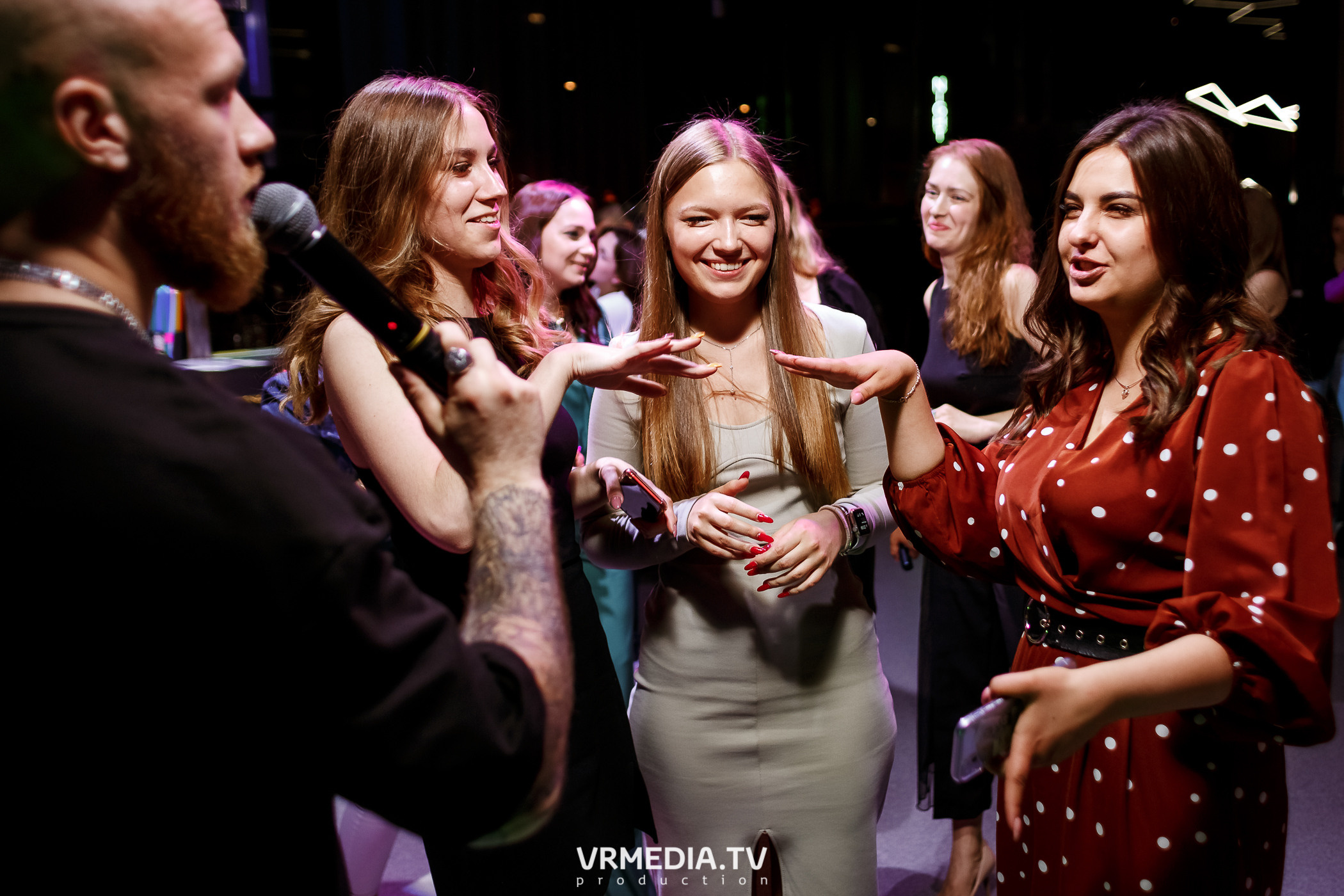 Выходные в баре «DOSKI»