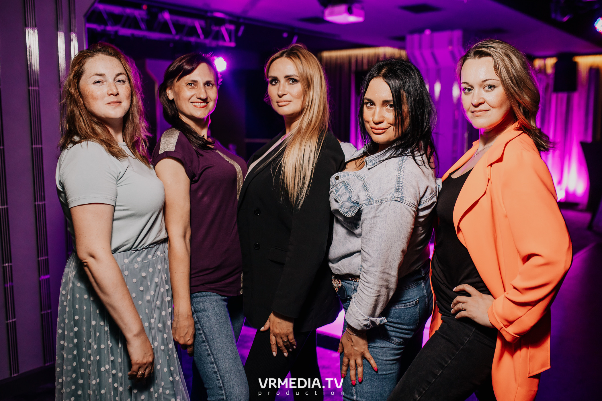 IQ party в караоке-баре «Volna»