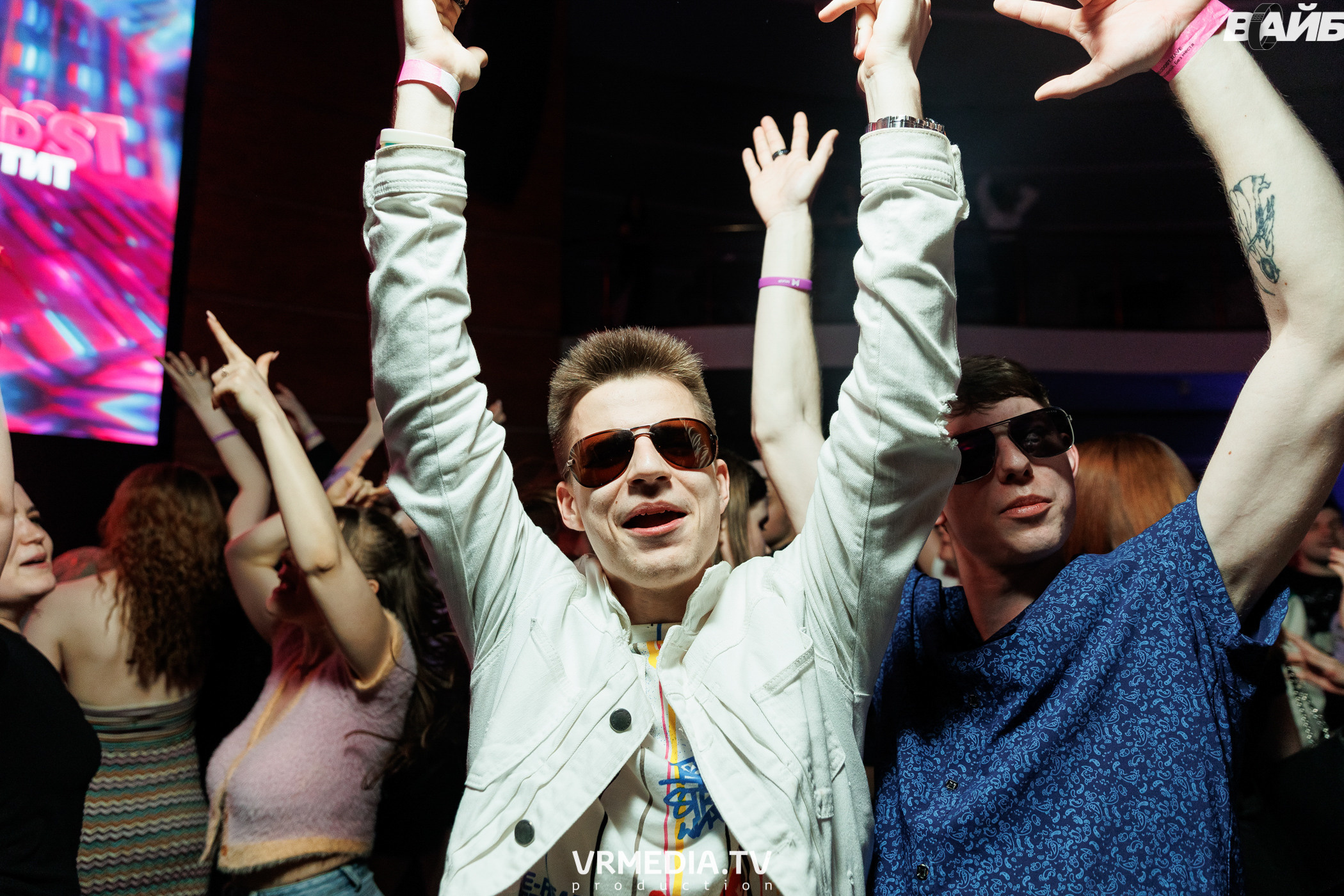 Молодость простит