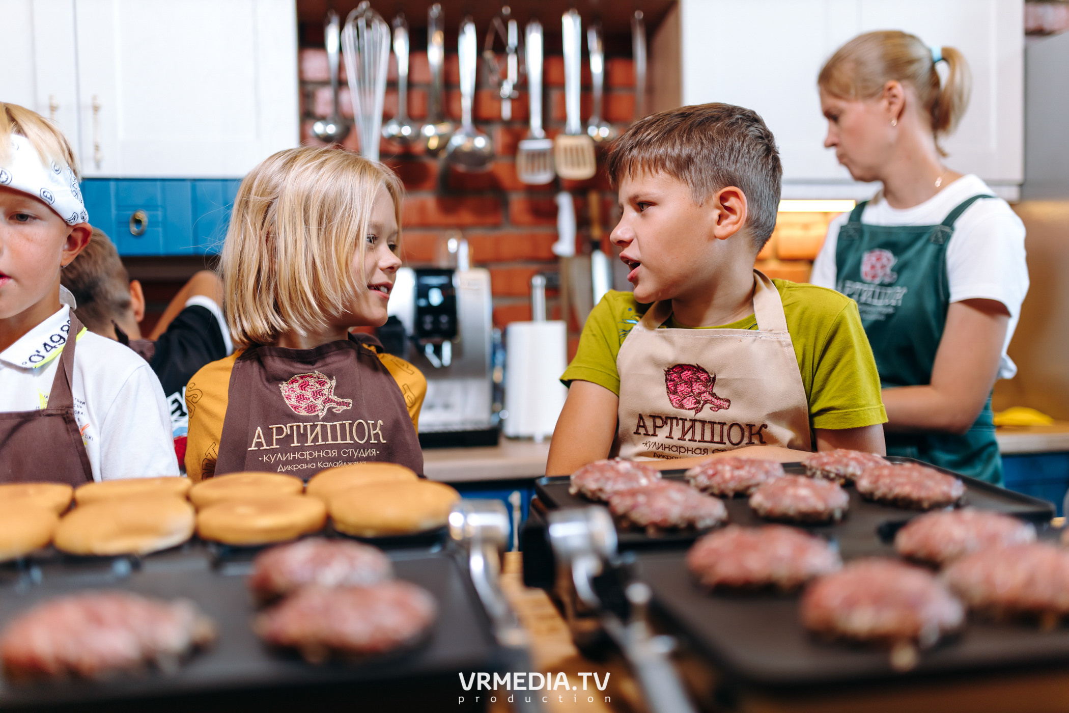 День рождения Артура Калайджяна в кулинарной студии «Артишок»