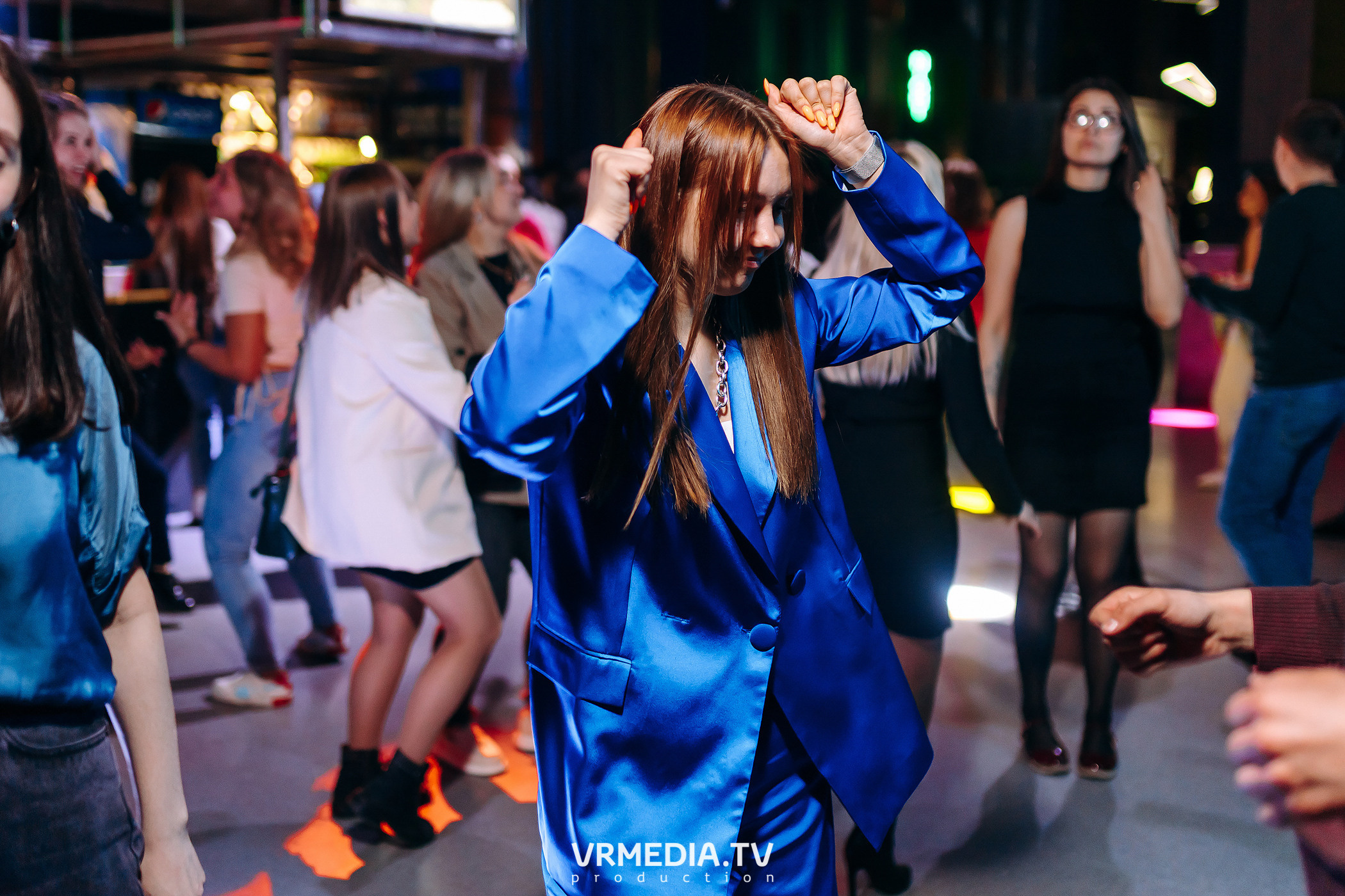 Выходные в баре «DOSKI»