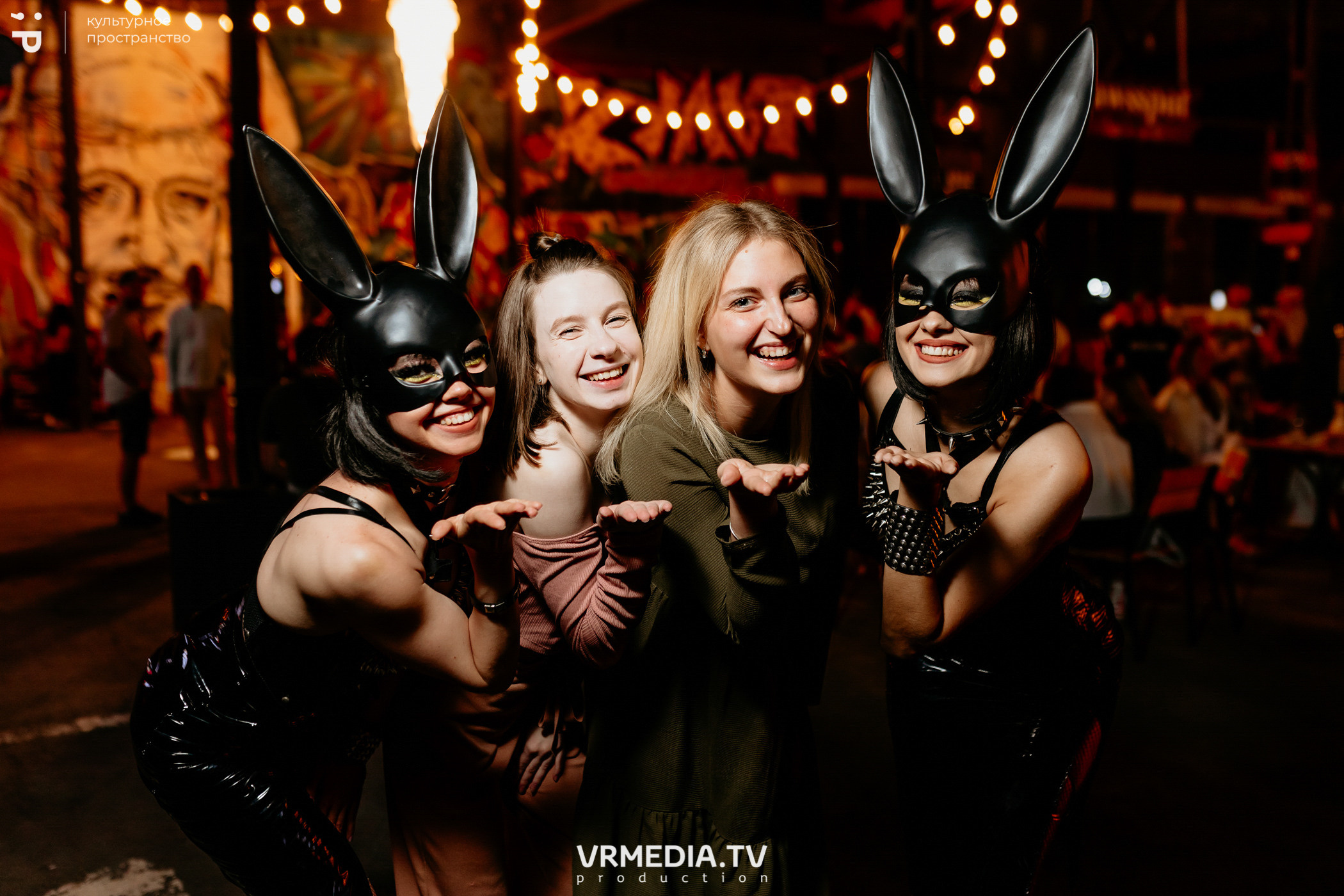 #Редакция_Лето: Time 92 в культурном пространстве «Редакция»